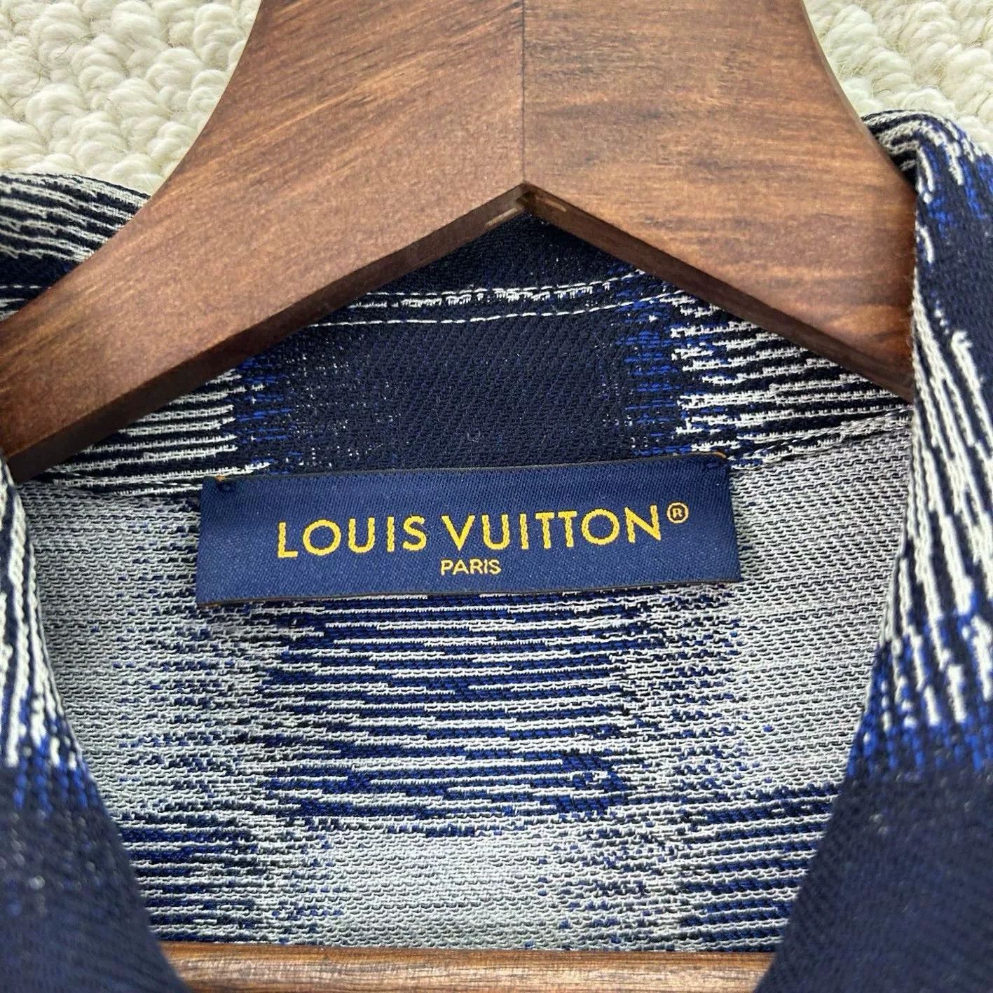 Louis Vuitton Louis Vuitton Checkered Wool Shirt-Jacket Size M Size US M / EU 48-50 / 2 - 4 Thumbnail