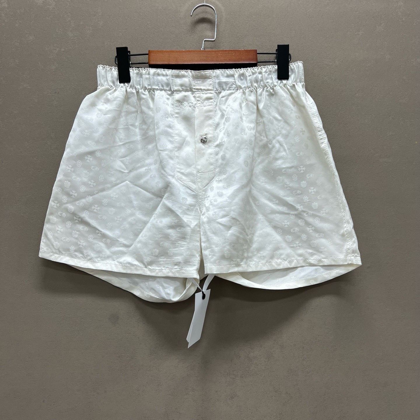 Chrome Hearts Chrome Hearts Jacquard Silk Shorts Size L Size US 34 / EU 50 - 2 Thumbnail