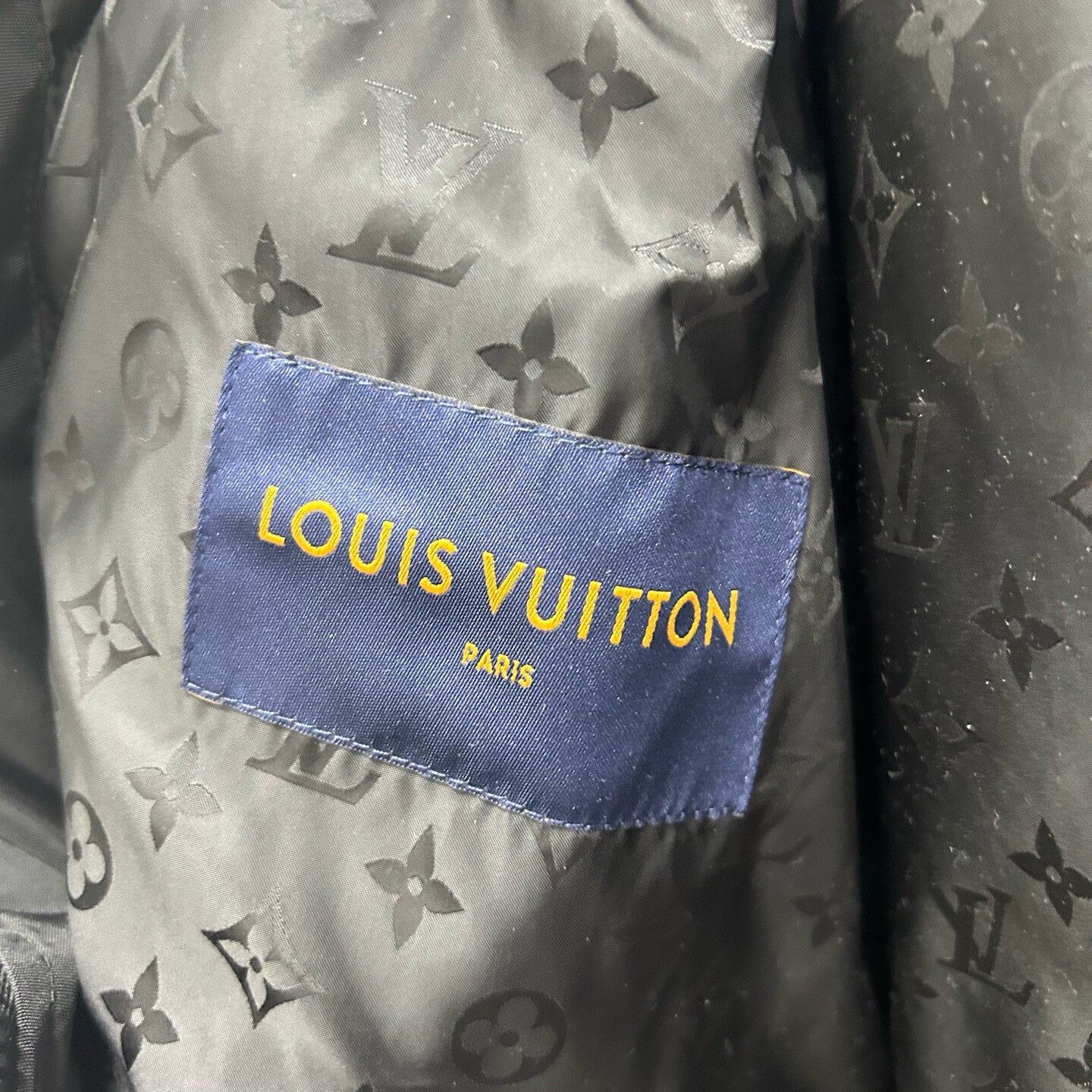 Louis Vuitton Louis Vuitton Multi-Pocket Monogram Jacket Size M Size US M / EU 48-50 / 2 - 5 Thumbnail
