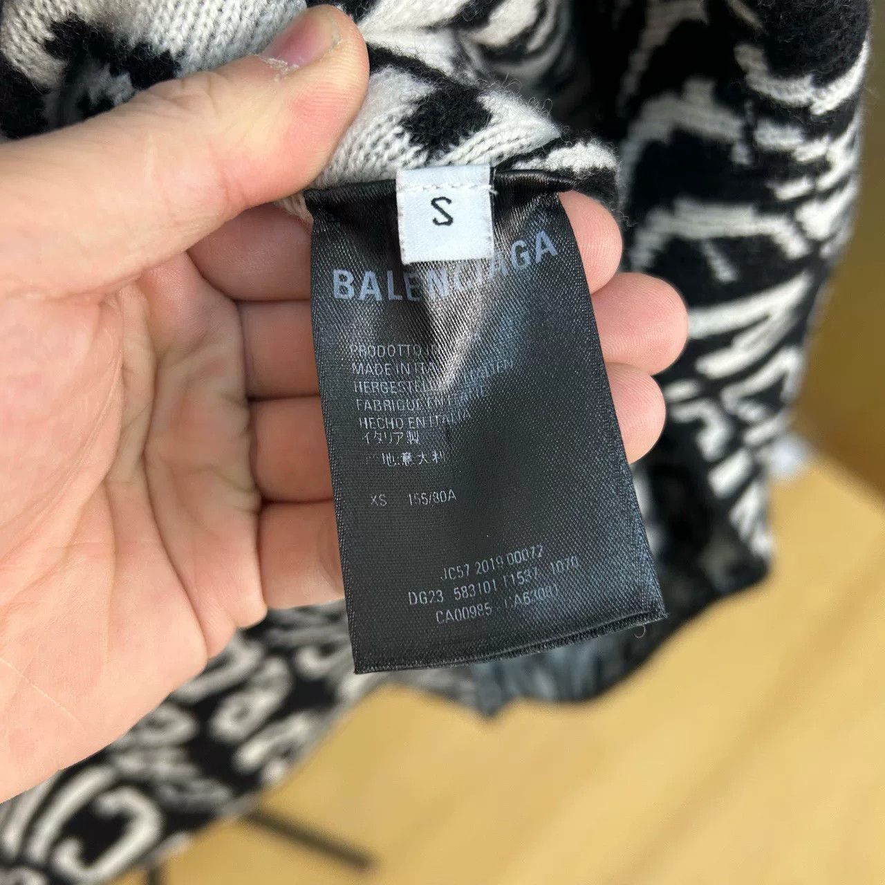 Balenciaga Balenciaga All-Over Logo Knit Sweater Size XS Size US XS / EU 42 / 0 - 5 Thumbnail