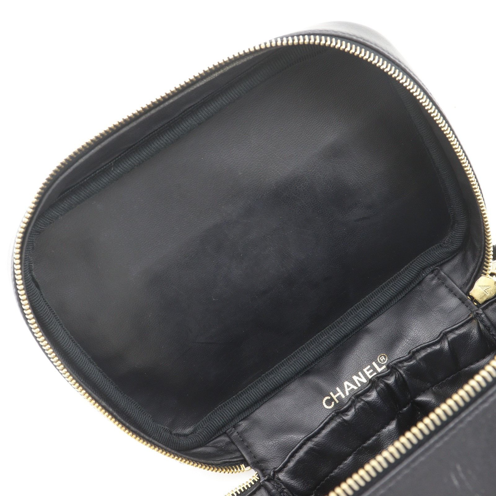 Chanel Chanel Chanel Bicolor Calf Vanity Bag Leather Vanity Bag DUTY FREE for USA Size ONE SIZE - 8 Thumbnail