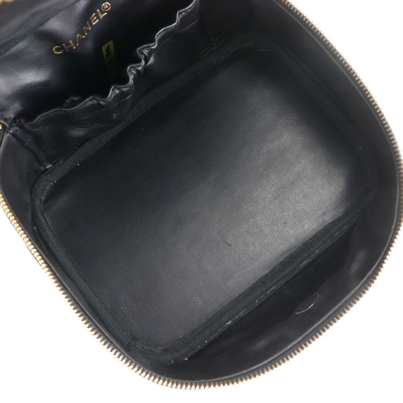 Chanel Chanel Chanel Bicolor Calf Vanity Bag Leather Vanity Bag DUTY FREE for USA Size ONE SIZE - 6 Thumbnail