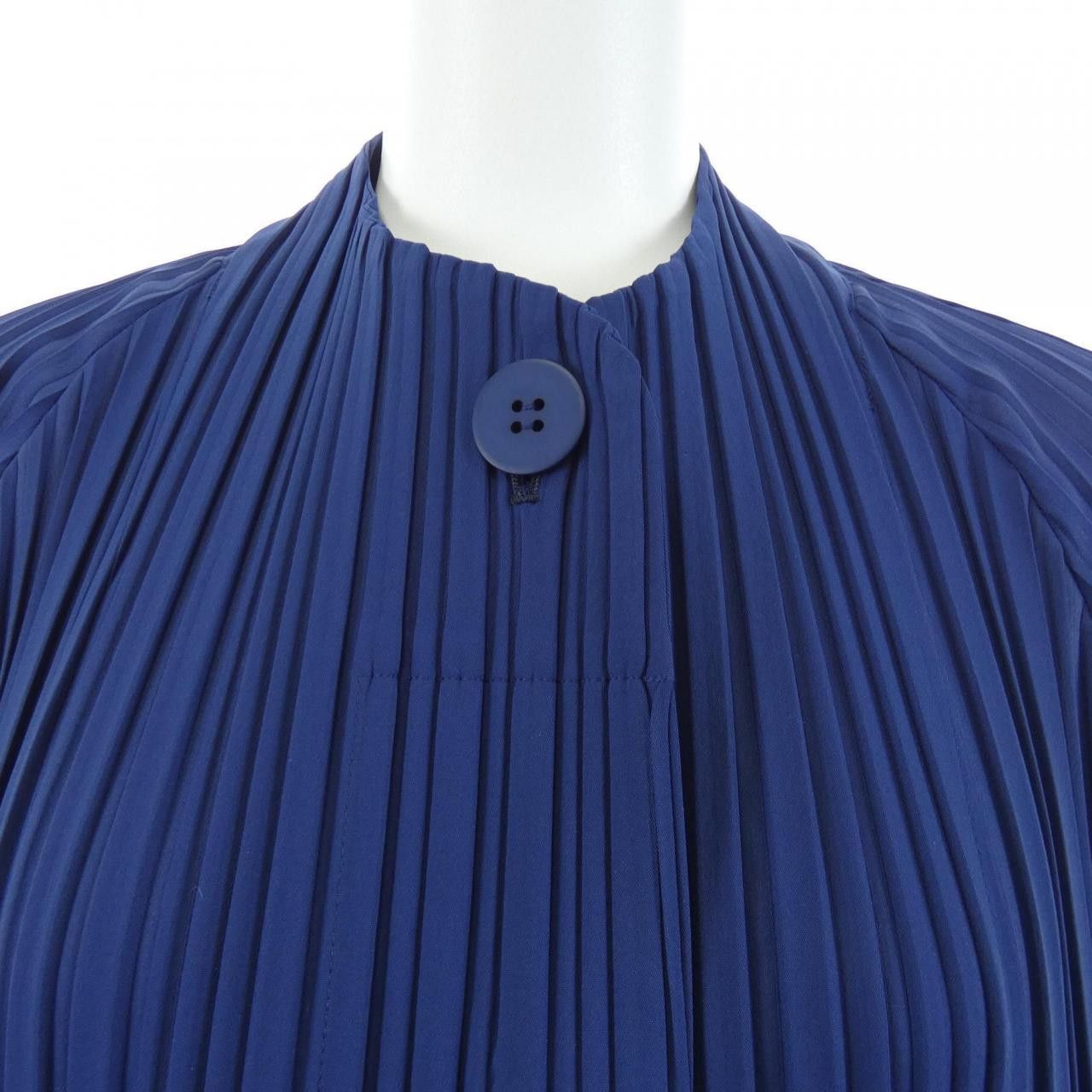 Issey Miyake Issey Miyake Pleats Please Coat Textile Outerwear PP51ZA882 DUTY FREE for USA Size ONE SIZE - 5 Thumbnail
