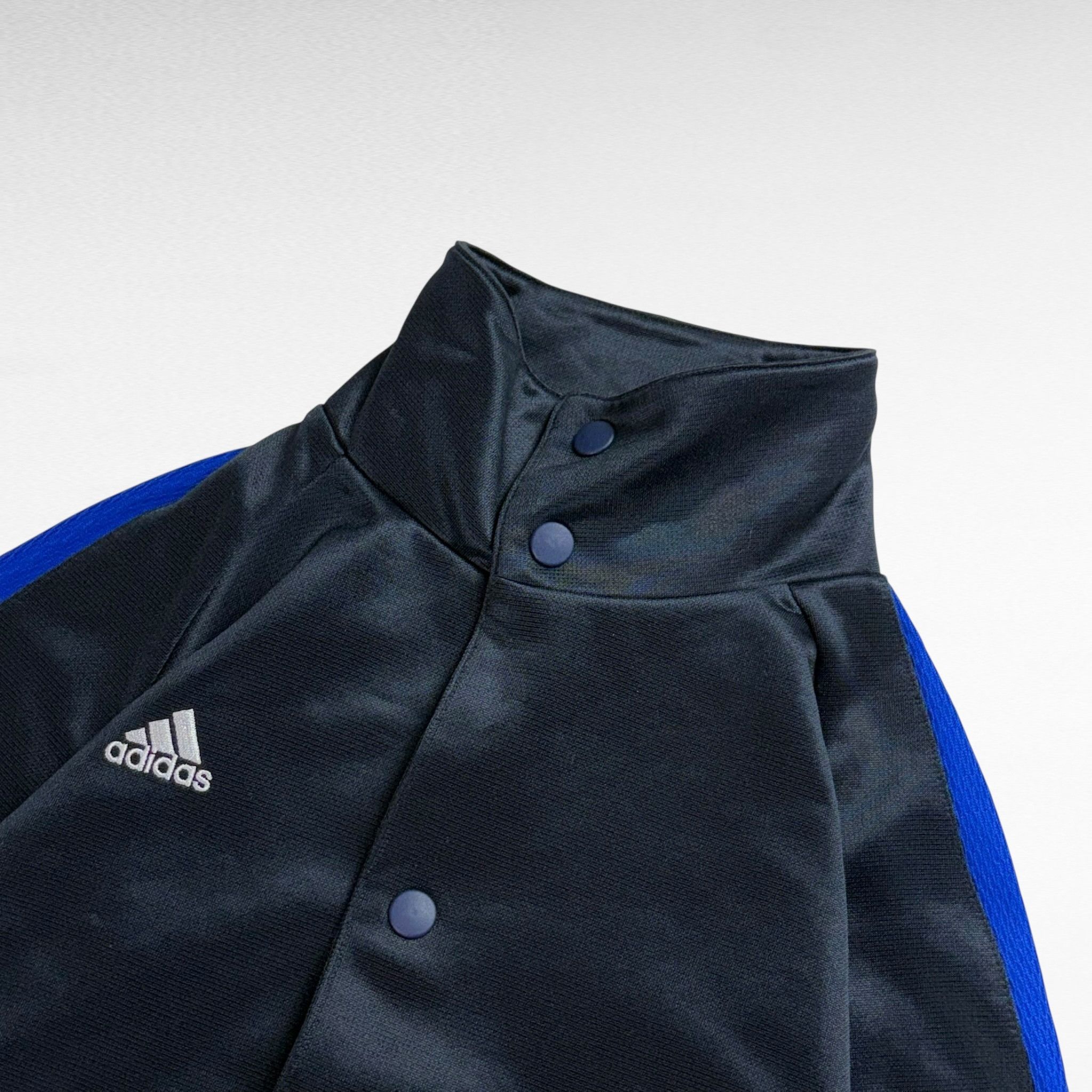 Adidas Adidas 00s Jacket Size M Size US M / EU 48-50 / 2 - 5 Thumbnail