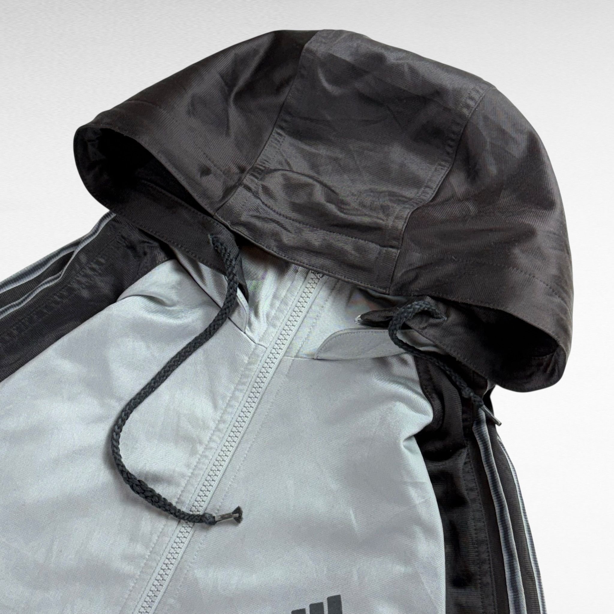 Adidas Adidas 00s Jacket Size M Size US M / EU 48-50 / 2 - 5 Thumbnail