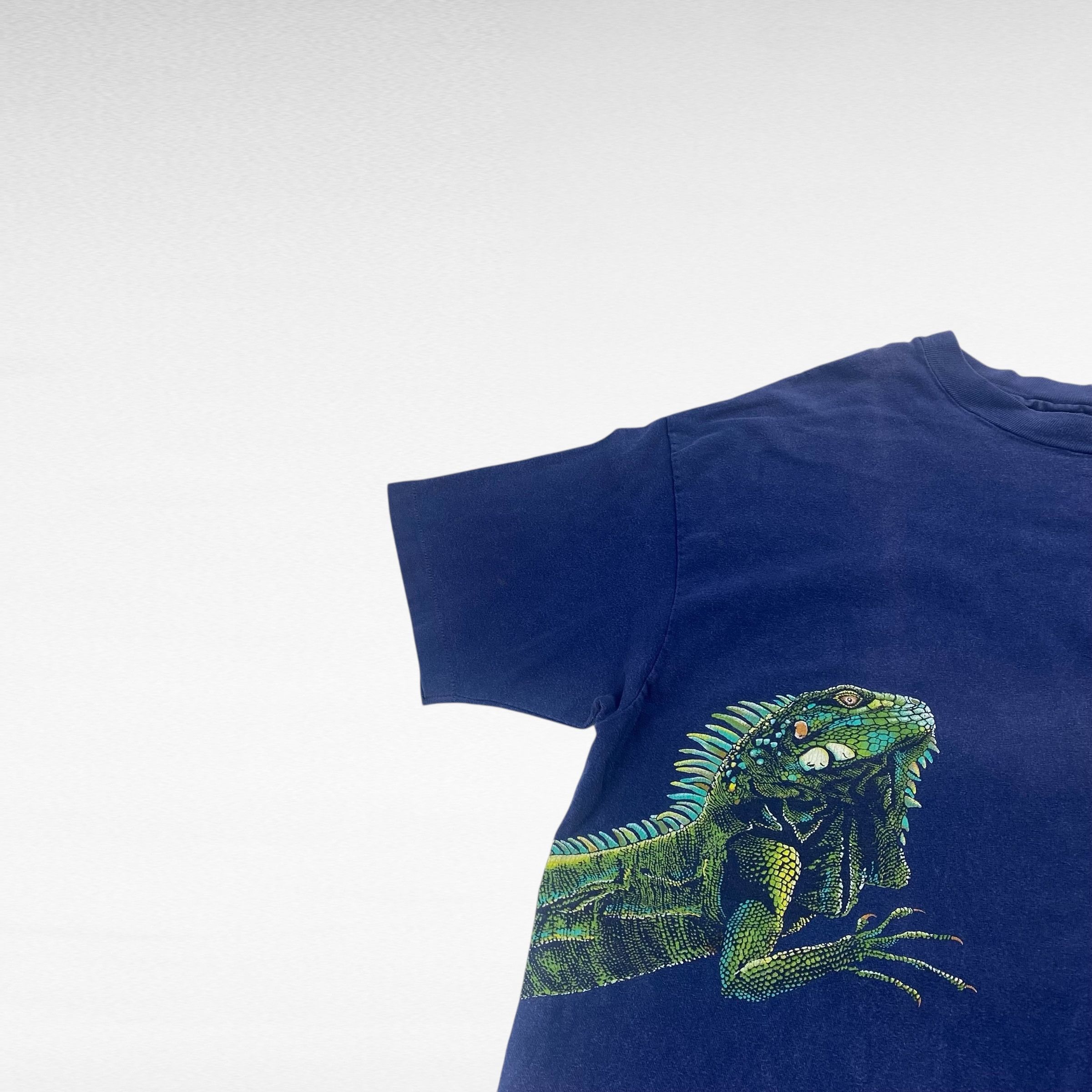 Vintage unknown 90s T-Shirt Blue Size L Size US L / EU 52-54 / 3 - 3 Thumbnail