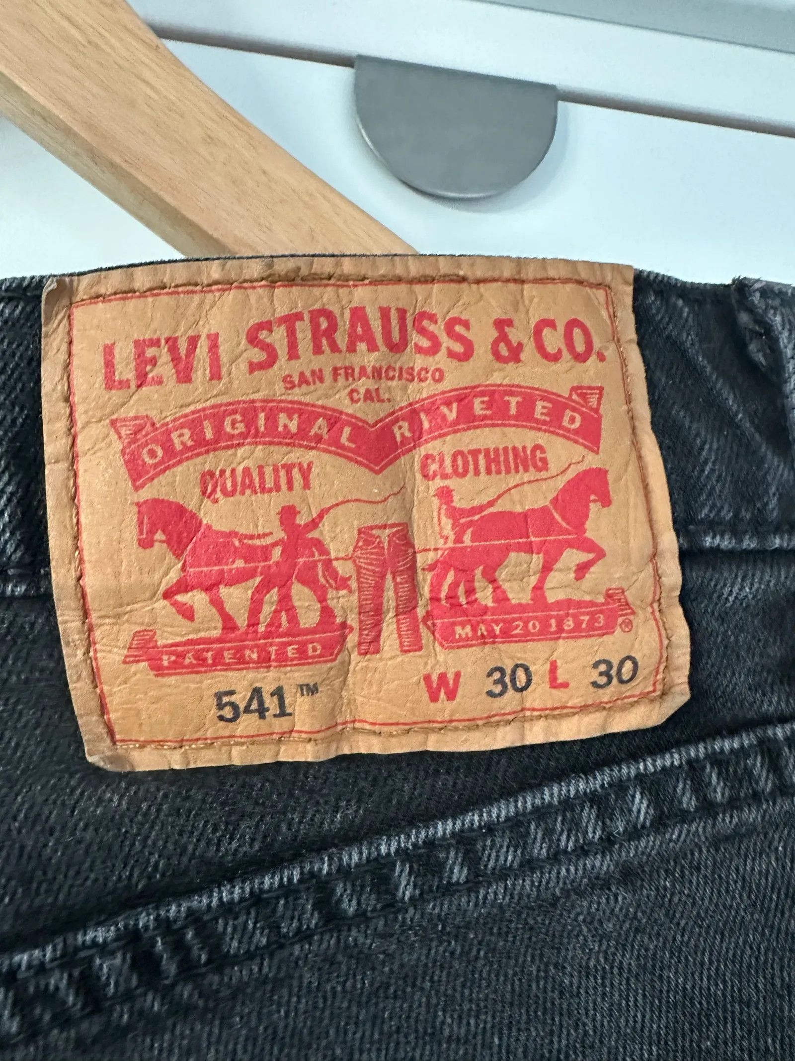 Levi's Levi's 541 Jeans Size 30" / US 8 / IT 44 - 2 Thumbnail