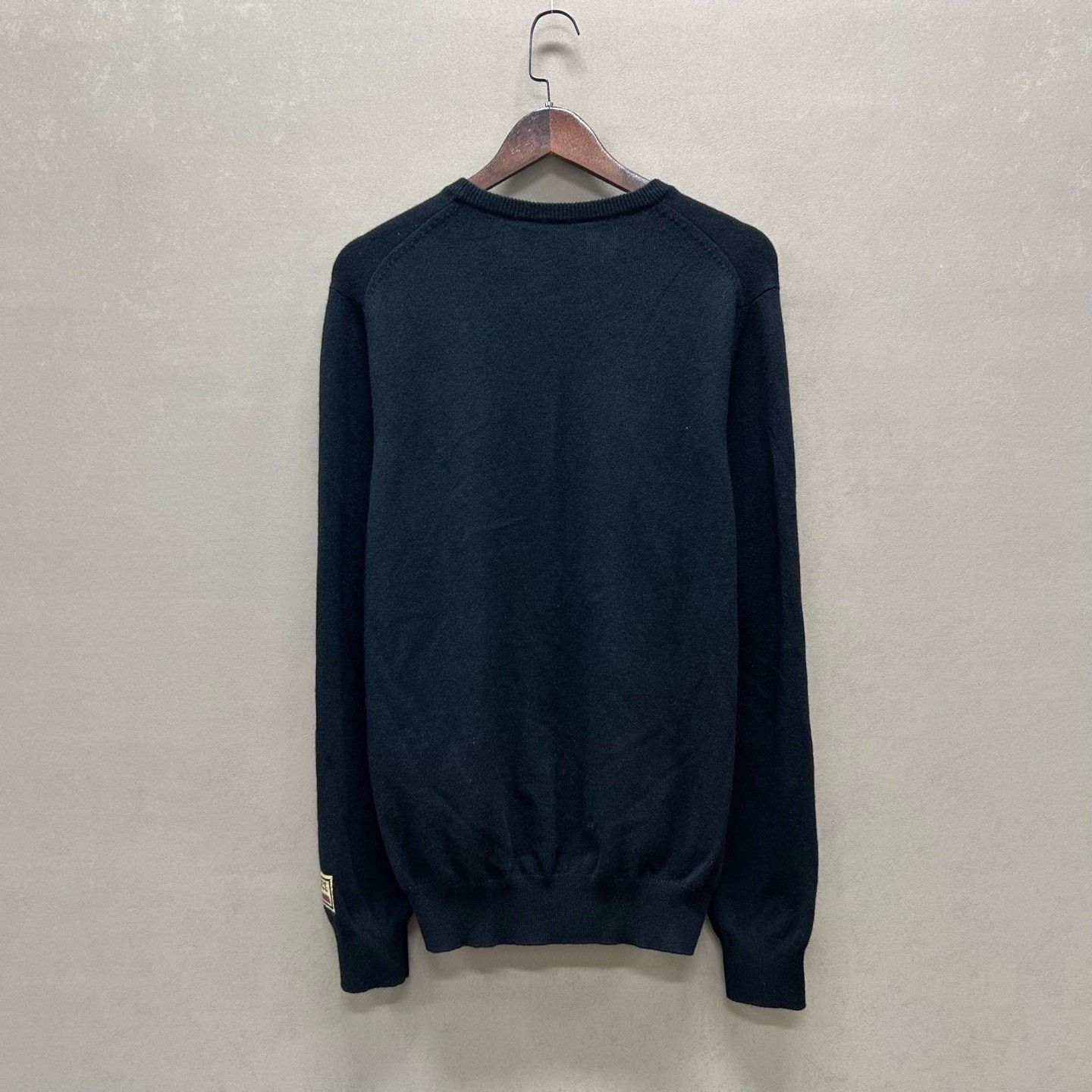 Gucci Gucci Logo Patch Cashmere Sweater Size XL Size US XL / EU 56 / 4 - 3 Thumbnail