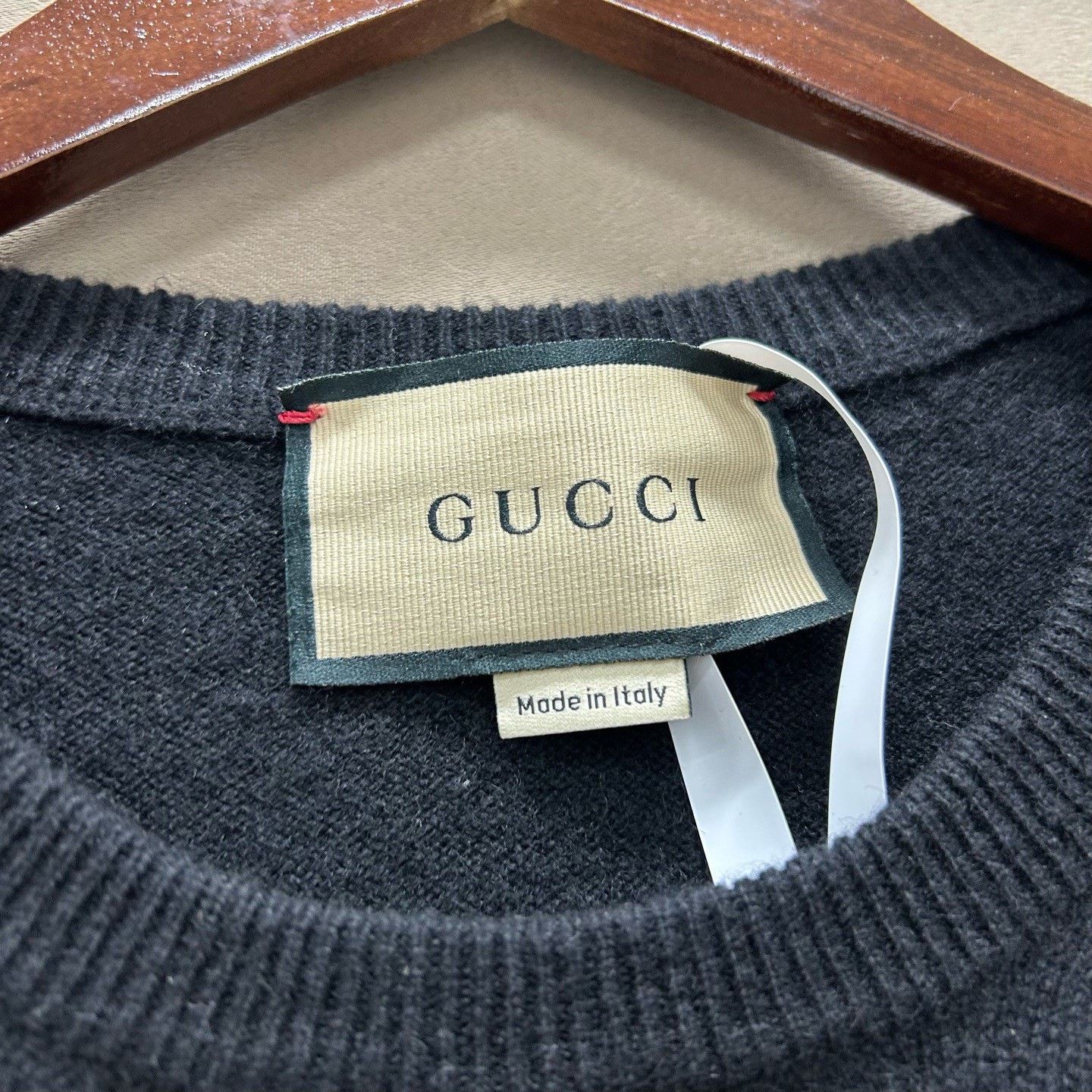 Gucci Gucci Logo Patch Cashmere Sweater Size XL Size US XL / EU 56 / 4 - 5 Thumbnail