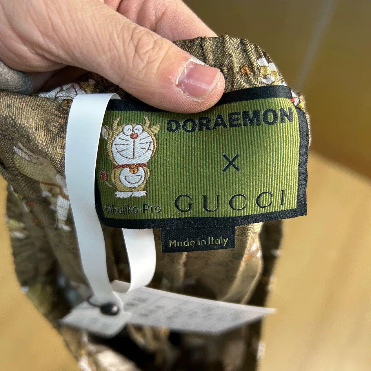 Gucci Gucci x Doraemon Silk Shorts Size 28 Size US 28 / EU 44 - 4 Thumbnail