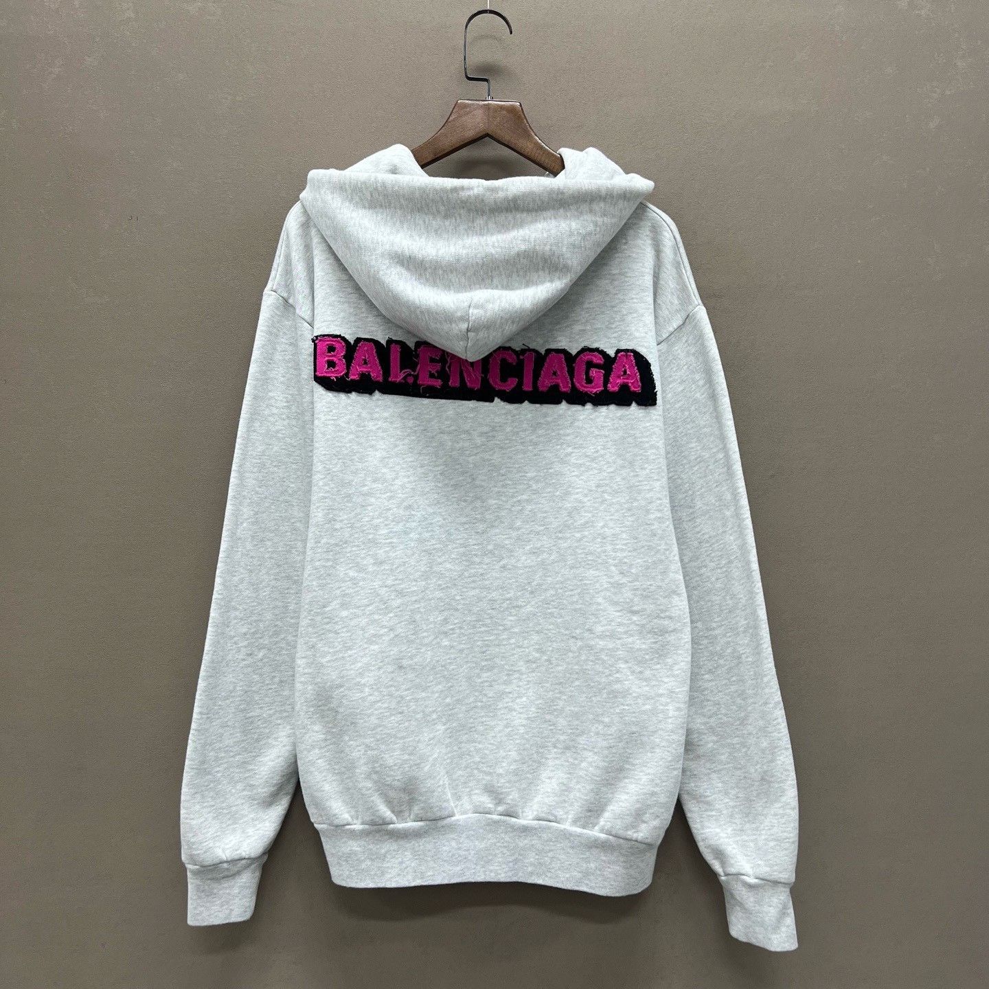 Balenciaga Balenciaga Pink Logo Back Hoodie Size M Size US M / EU 48-50 / 2 - 3 Thumbnail