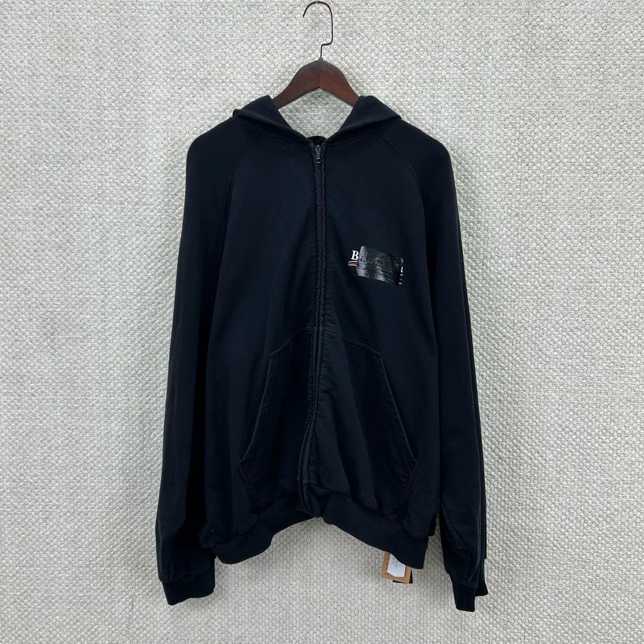 Balenciaga Balenciaga Logo Zip Hoodie Size 3 Size US L / EU 52-54 / 3 - 2 Thumbnail