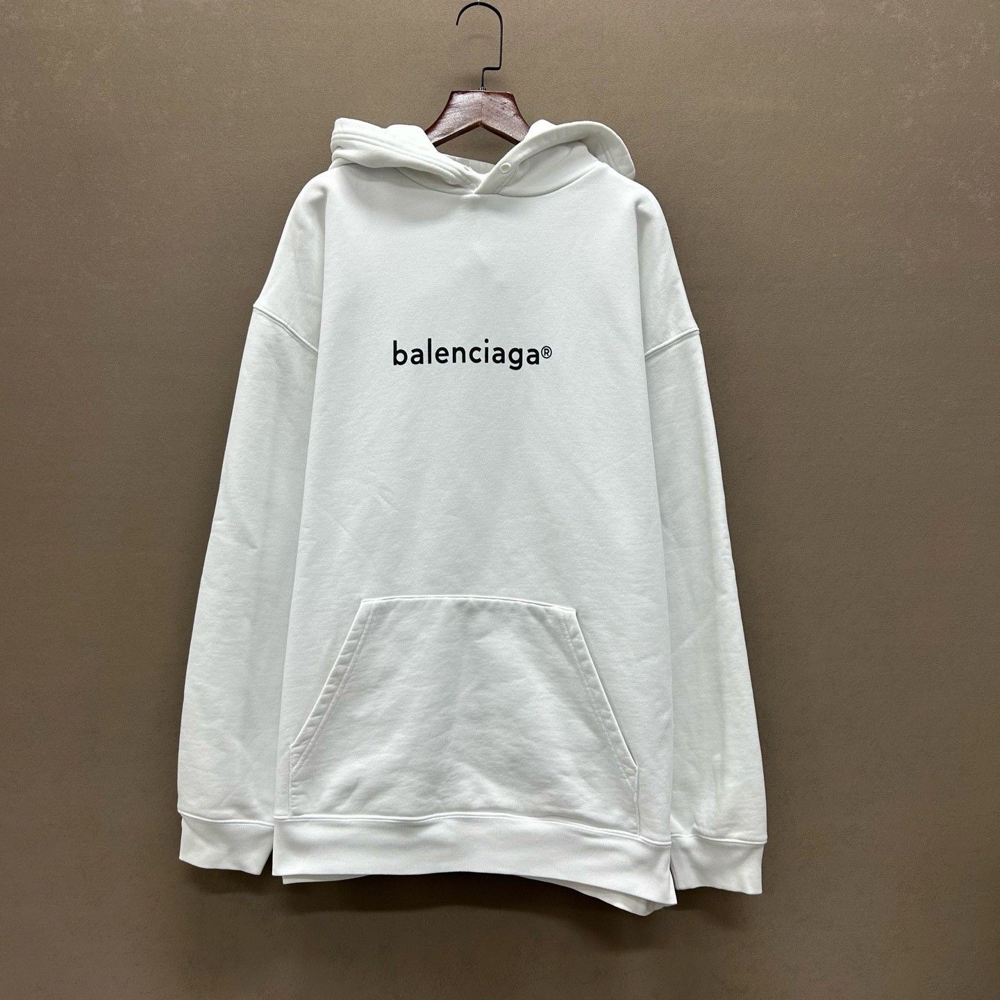 Balenciaga Balenciaga White Logo Hoodie Size M Size US M / EU 48-50 / 2 - 2 Thumbnail