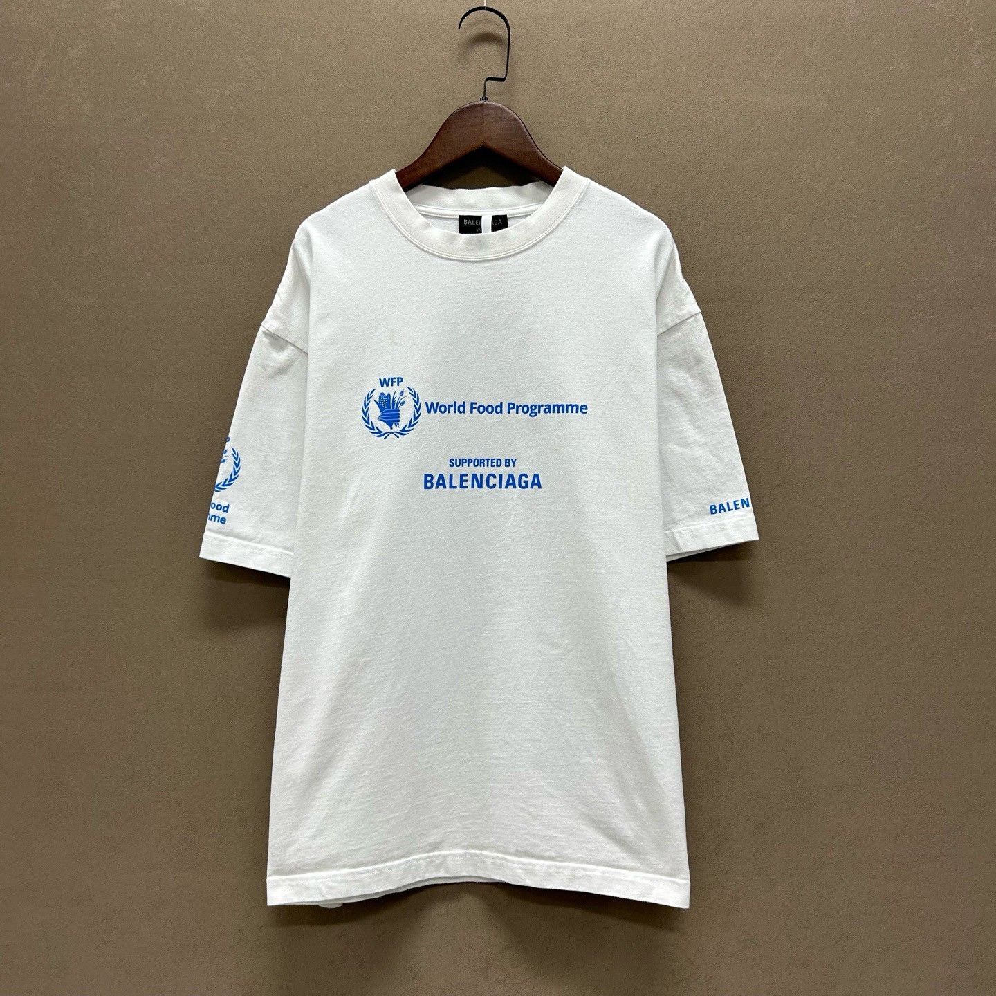 Balenciaga Balenciaga WFP Graphic T-Shirt Size S Size US S / EU 44-46 / 1 - 2 Thumbnail