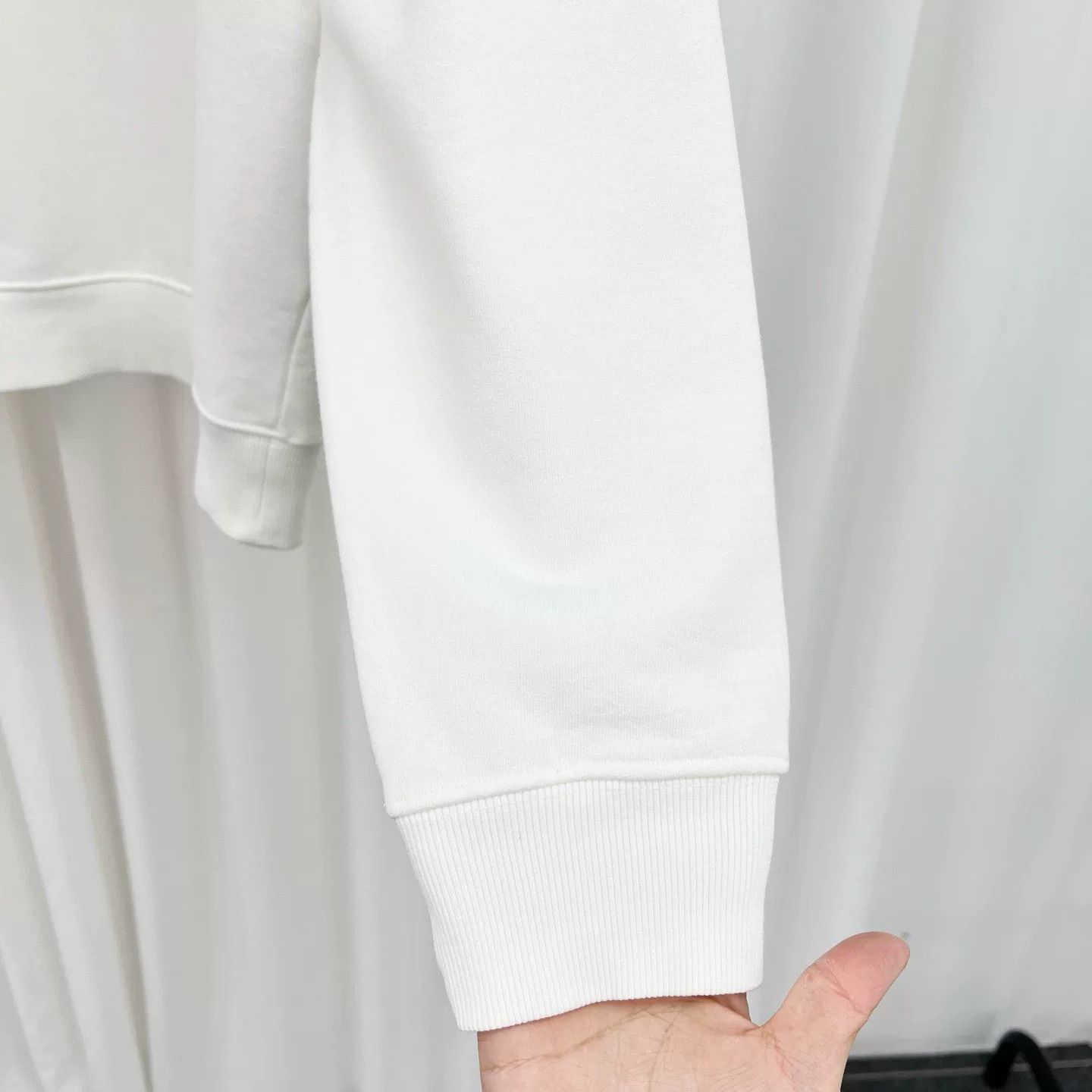 Dior Dior Embroidered Pin Sweatshirt Size S Size US S / EU 44-46 / 1 - 5 Thumbnail