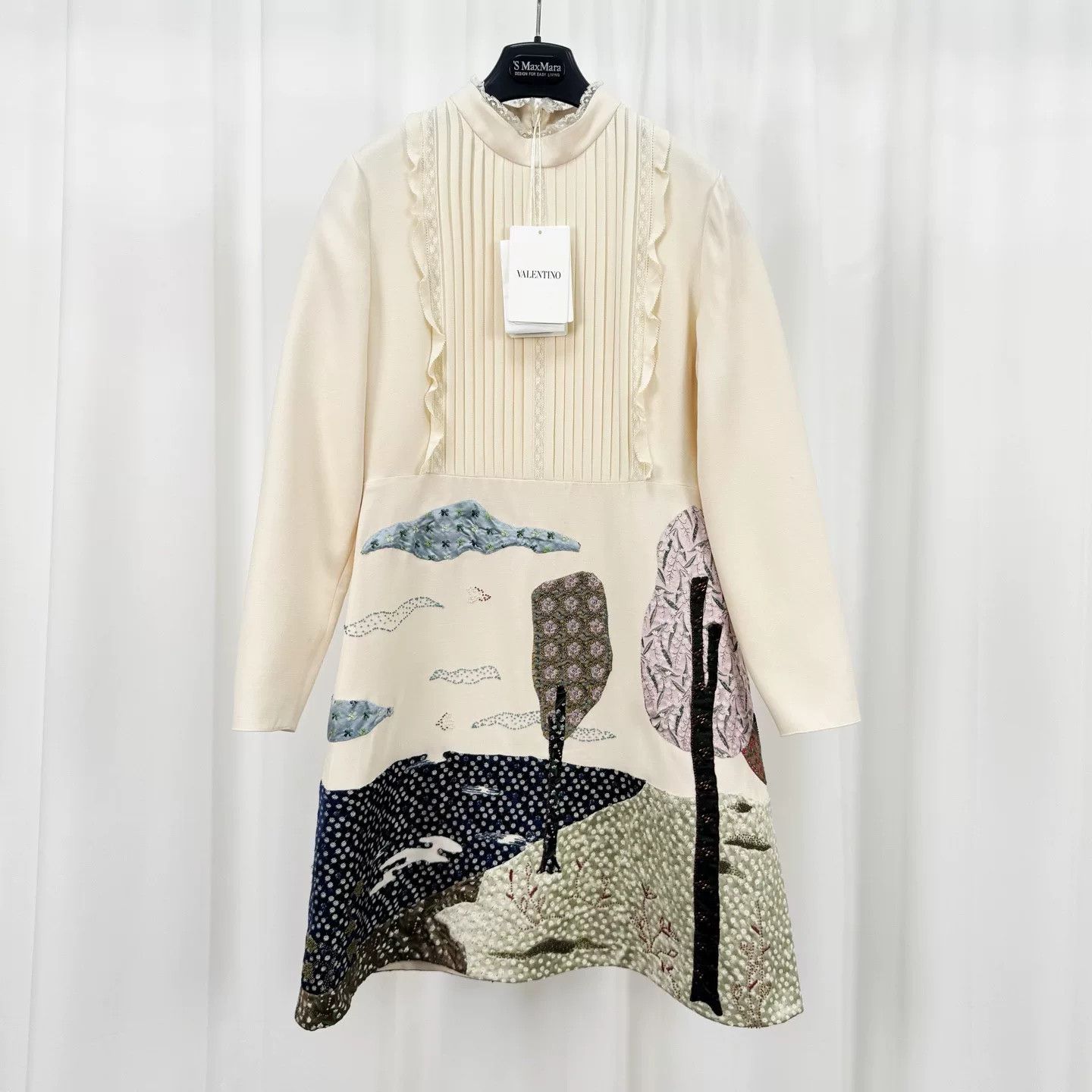 Valentino Valentino Embroidered Wool Mini Dress Size 42 Size M / US 6-8 / IT 42-44 - 2 Thumbnail