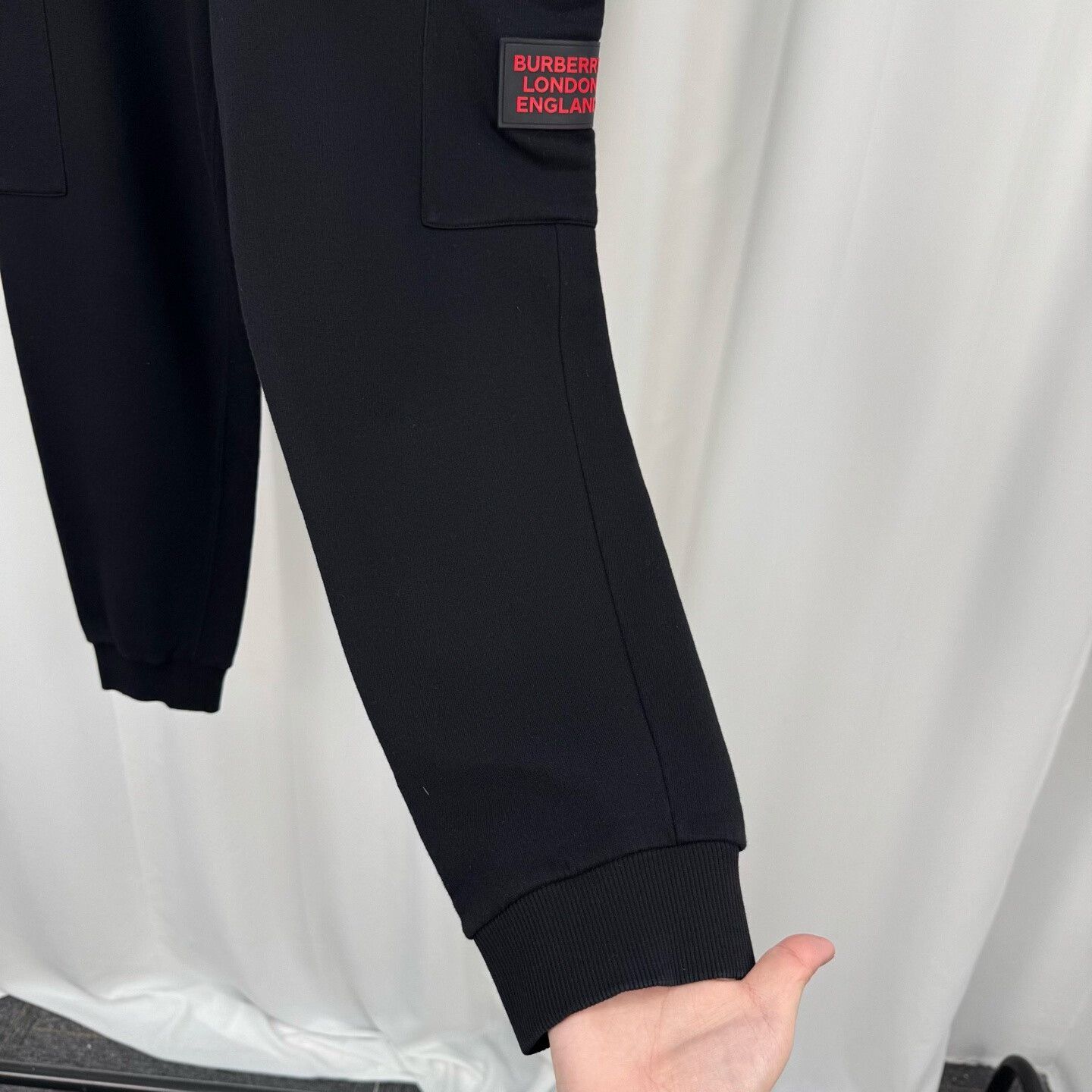 Burberry Burberry Logo Patch Sweatpants Size S Size US 30 / EU 46 - 5 Thumbnail