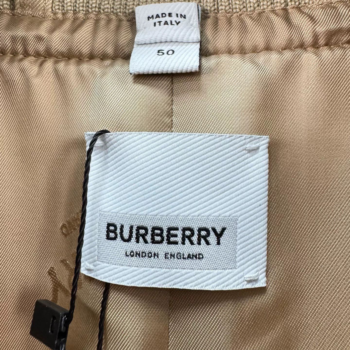 Burberry Burberry Back Graphic Trench Coat Size M Size US M / EU 48-50 / 2 - 7 Thumbnail