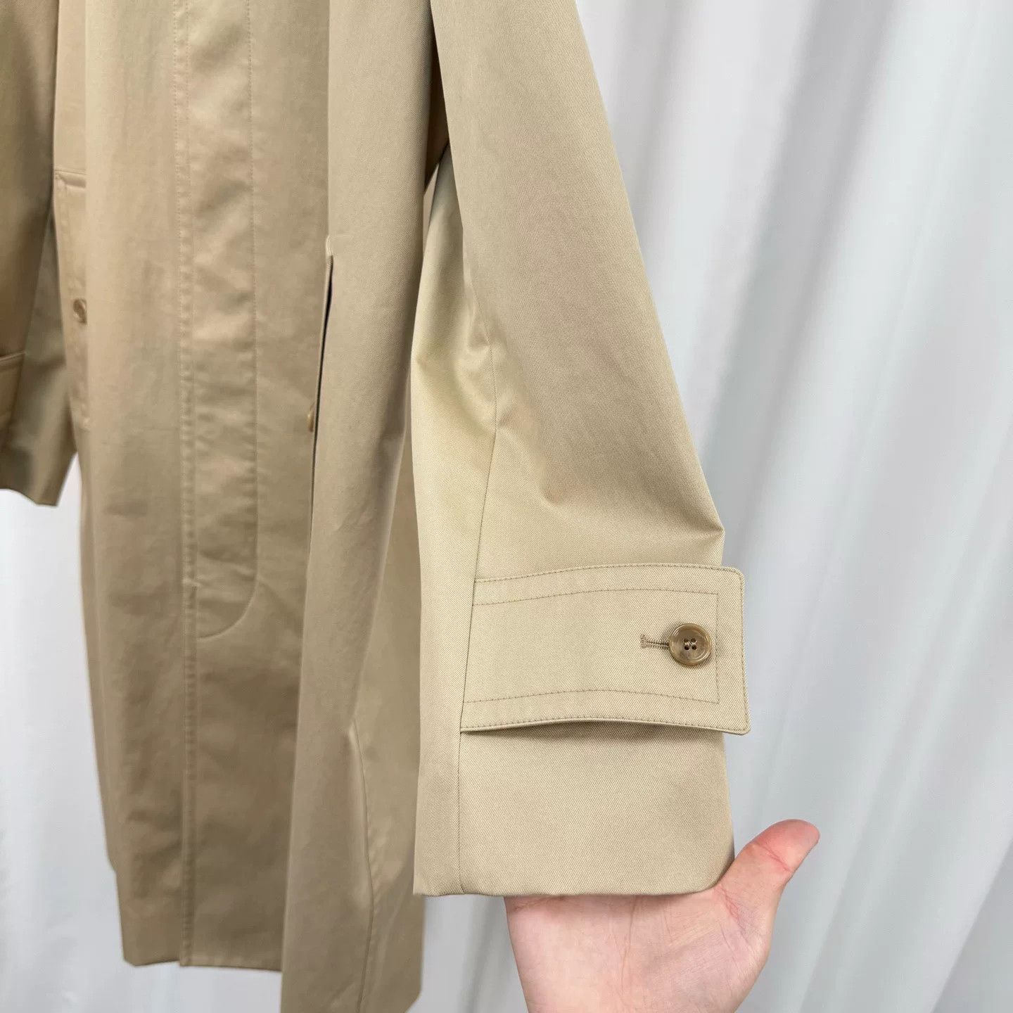 Burberry Burberry Back Graphic Trench Coat Size M Size US M / EU 48-50 / 2 - 5 Thumbnail