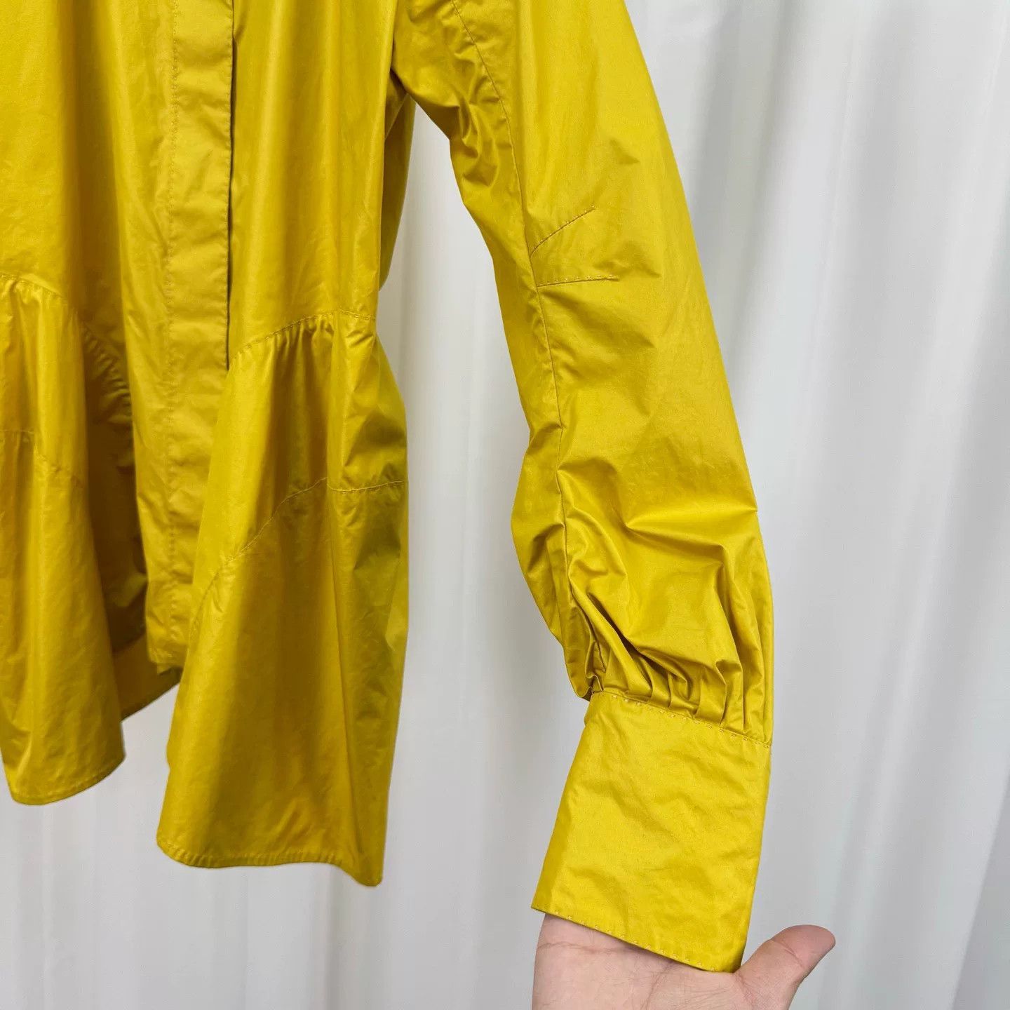 Louis Vuitton Louis Vuitton Yellow Button Up Shirt Size 38 Size S / US 4 / IT 40 - 5 Thumbnail