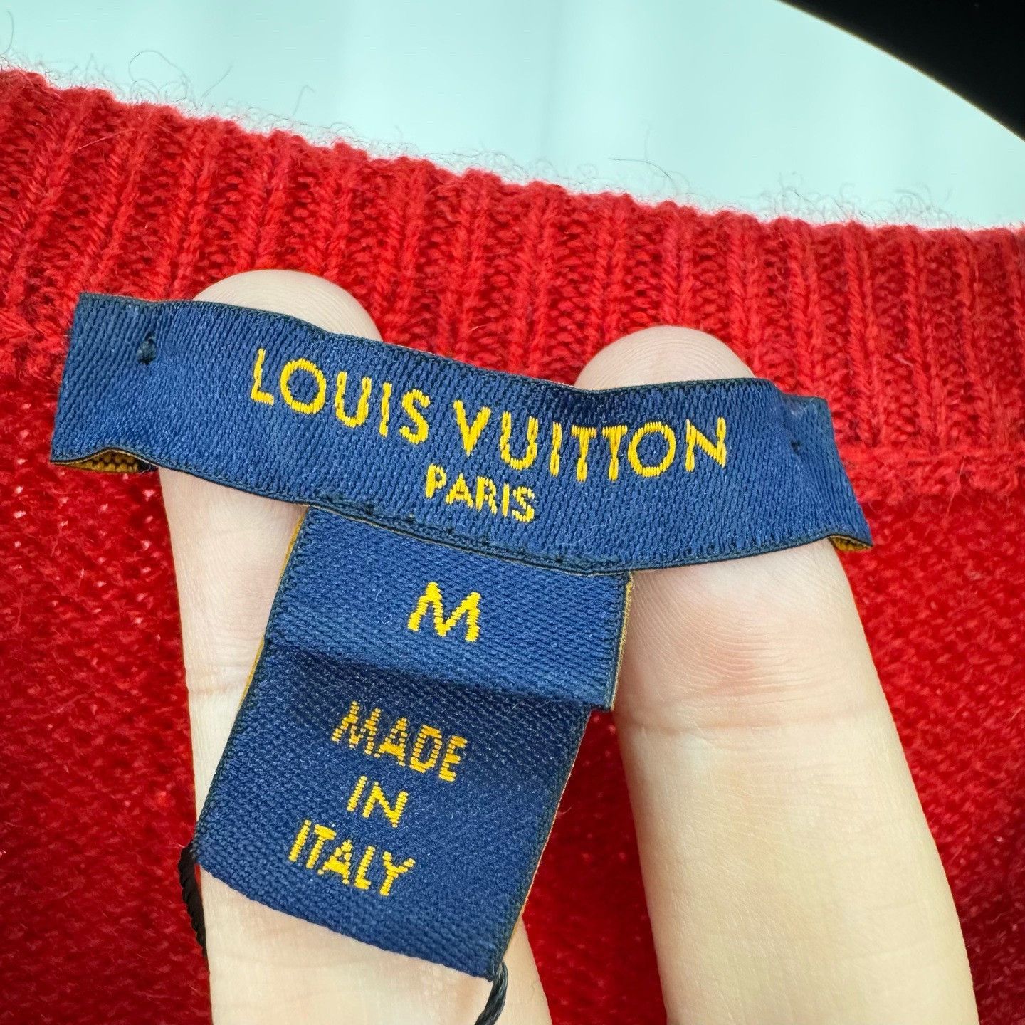 Louis Vuitton Louis Vuitton Red Zip Knit Sweater Size M Size M / US 6-8 / IT 42-44 - 6 Thumbnail