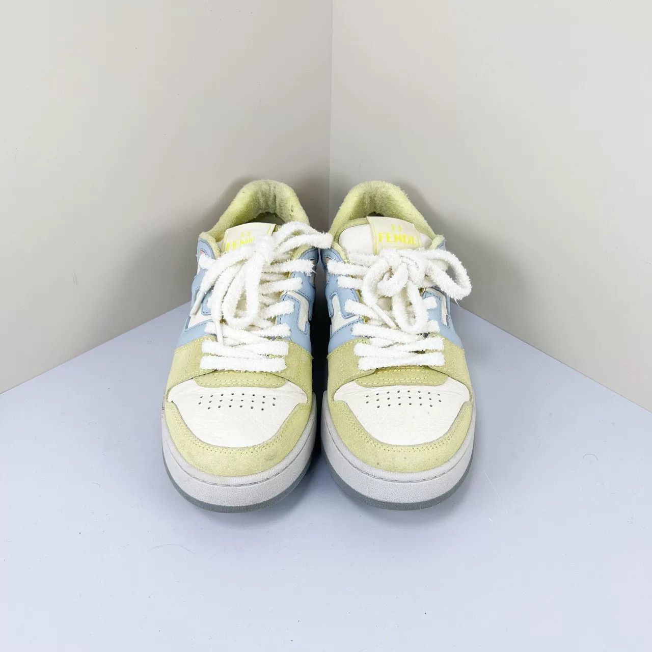 Fendi Fendi Match Low-Top Sneakers Size 36.5 Size US 6.5 / IT 36.5 - 3 Thumbnail