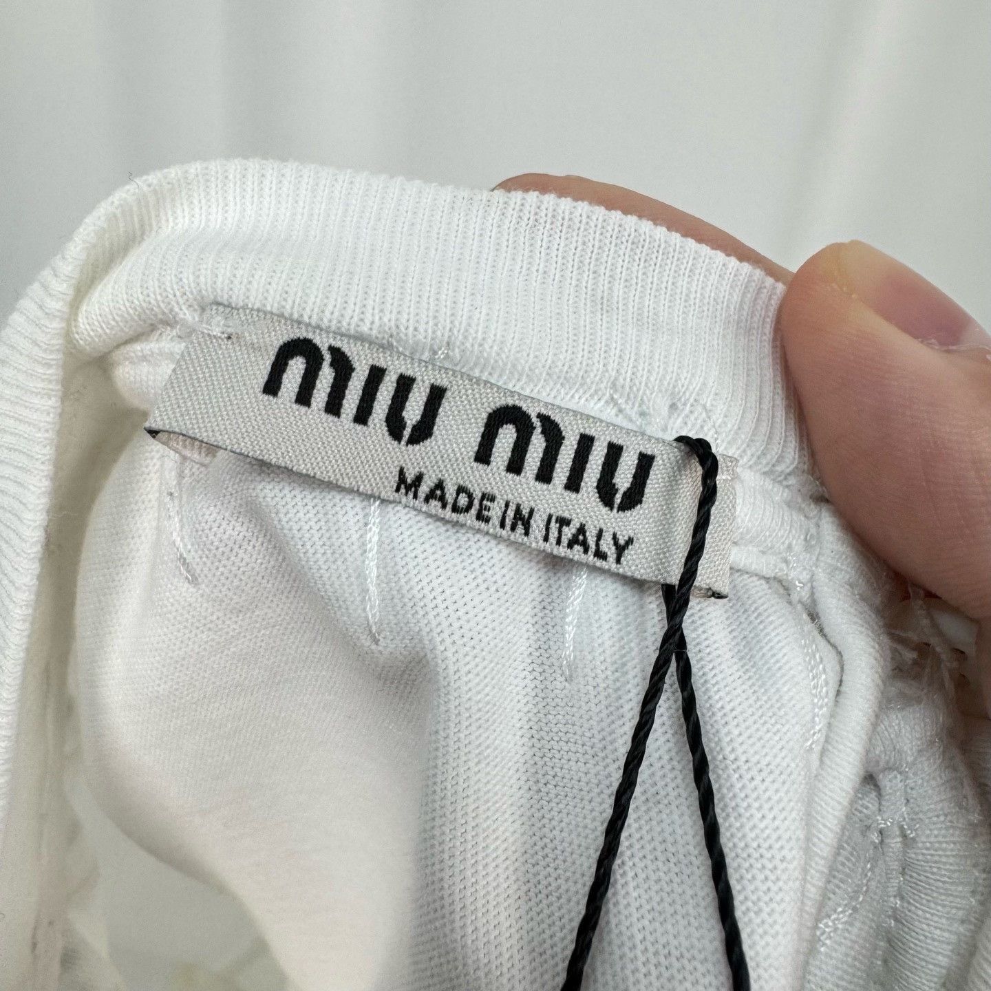Miu Miu Miu Miu Crystal Pearl Logo T-Shirt Size XS Size XS / US 0-2 / IT 36-38 - 7 Thumbnail