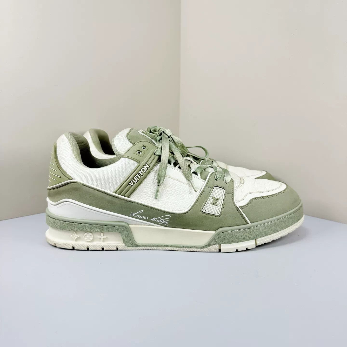 Louis Vuitton Louis Vuitton Green Trainer Sneakers Size 12 Size US 12 / EU 45 - 5 Thumbnail
