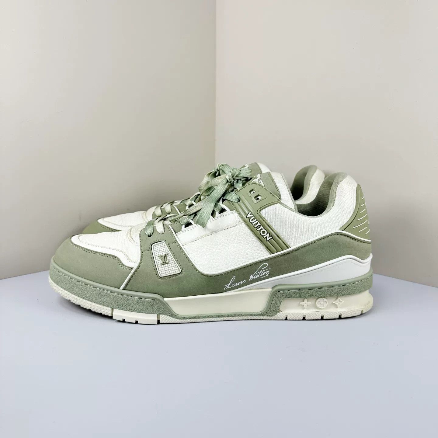 Louis Vuitton Louis Vuitton Green Trainer Sneakers Size 12 Size US 12 / EU 45 - 2 Thumbnail