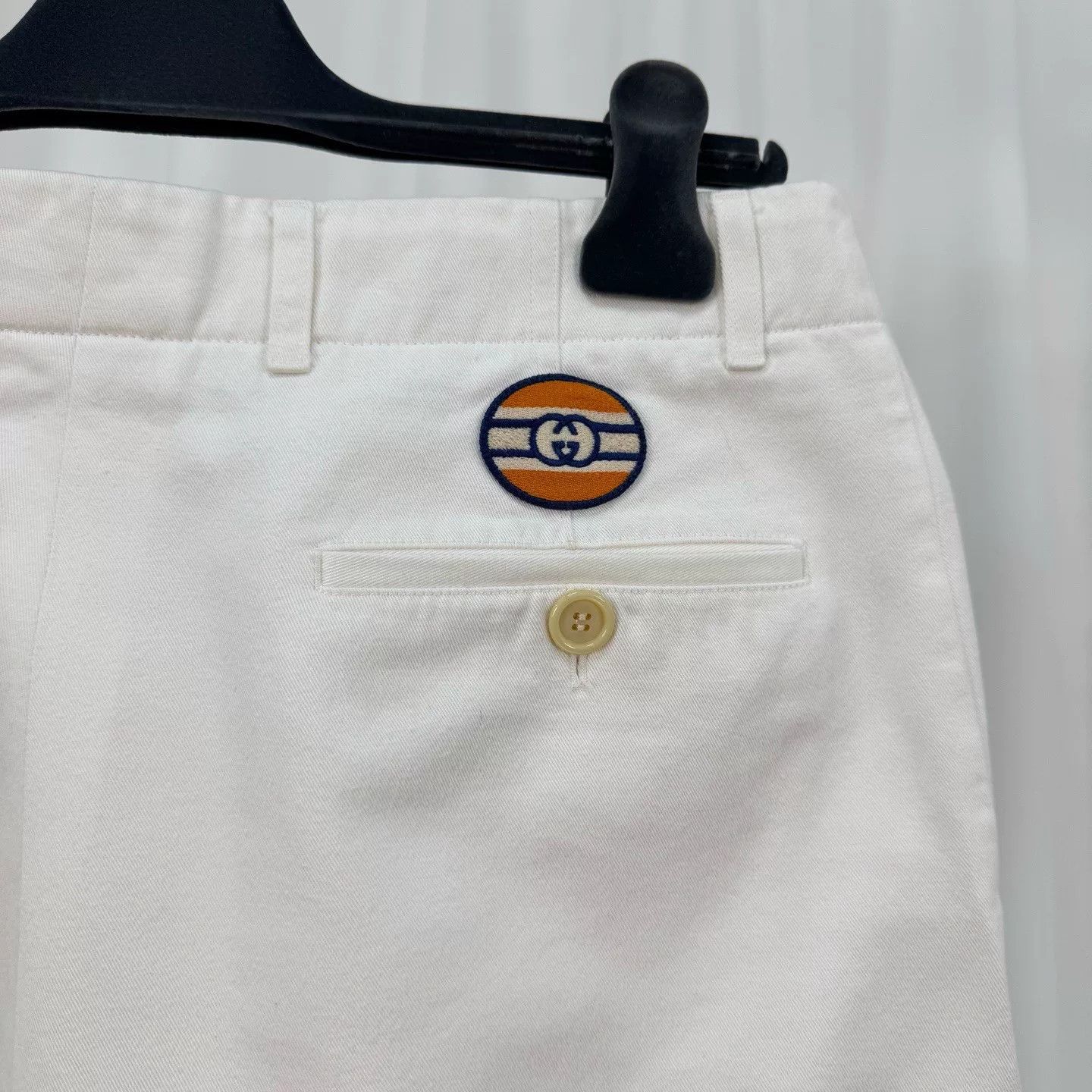 Gucci Gucci Embroidered Logo Patch Shorts US 30 / EU 46 Size US 30 / EU 46 - 6 Thumbnail