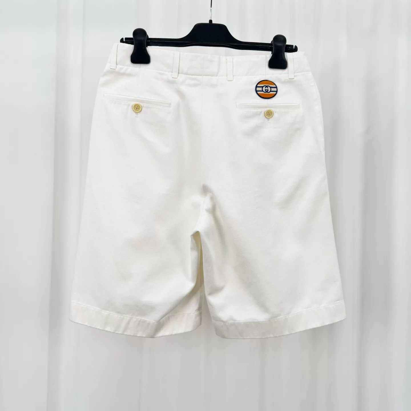 Gucci Gucci Embroidered Logo Patch Shorts US 30 / EU 46 Size US 30 / EU 46 - 3 Thumbnail