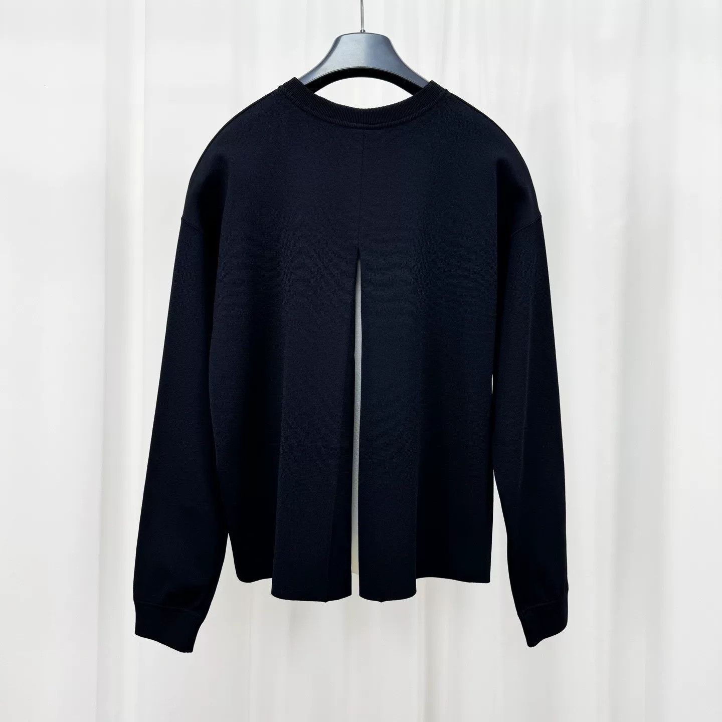 Valentino Valentino Back Slit Knit Sweatshirt Size M Size US M / EU 48-50 / 2 - 3 Thumbnail