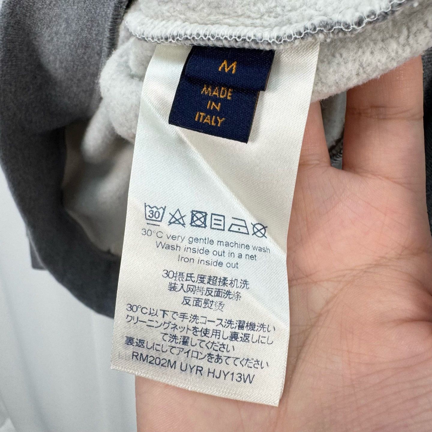 Louis Vuitton Louis Vuitton x Nigo Logo Sweatshirt Size M Size US M / EU 48-50 / 2 - 7 Thumbnail