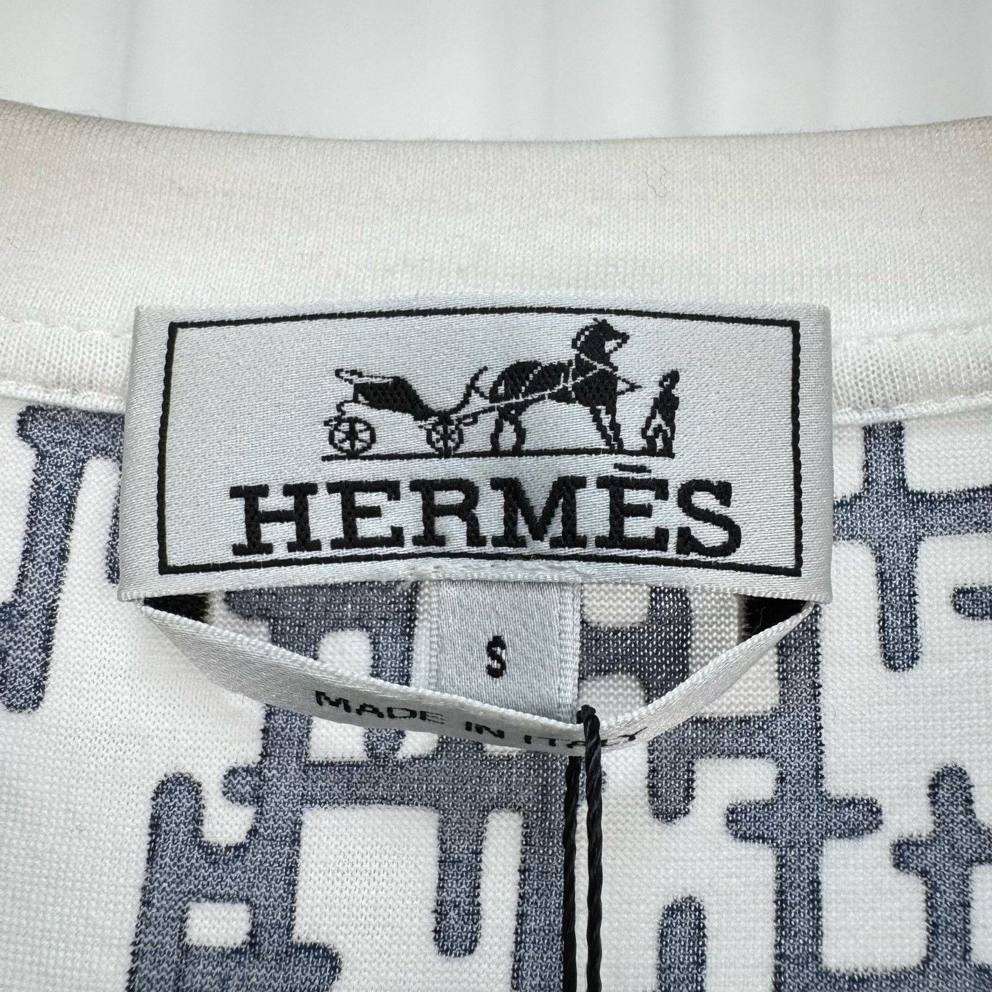 Hermes Hermès Monogram Print T-Shirt Size S Size US S / EU 44-46 / 1 - 6 Thumbnail