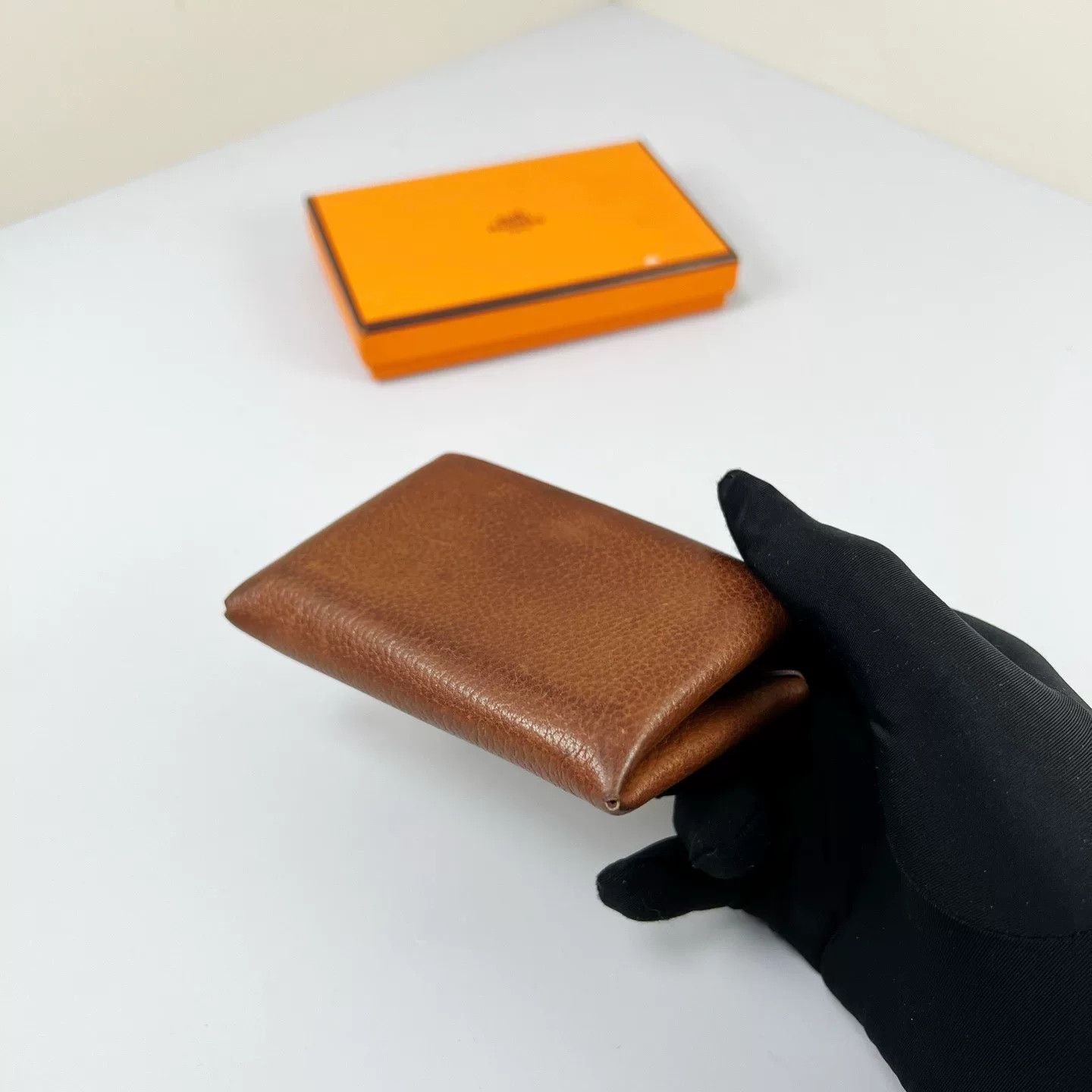 Hermes Hermès Calvi Card Holder Sienne ONE SIZE Size ONE SIZE - 4 Thumbnail