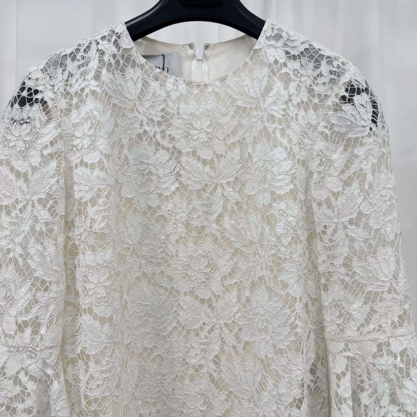 Valentino Valentino White Lace Floral Ruffle Sleeve Dress Size 38 Size XS / US 0-2 / IT 36-38 - 4 Thumbnail