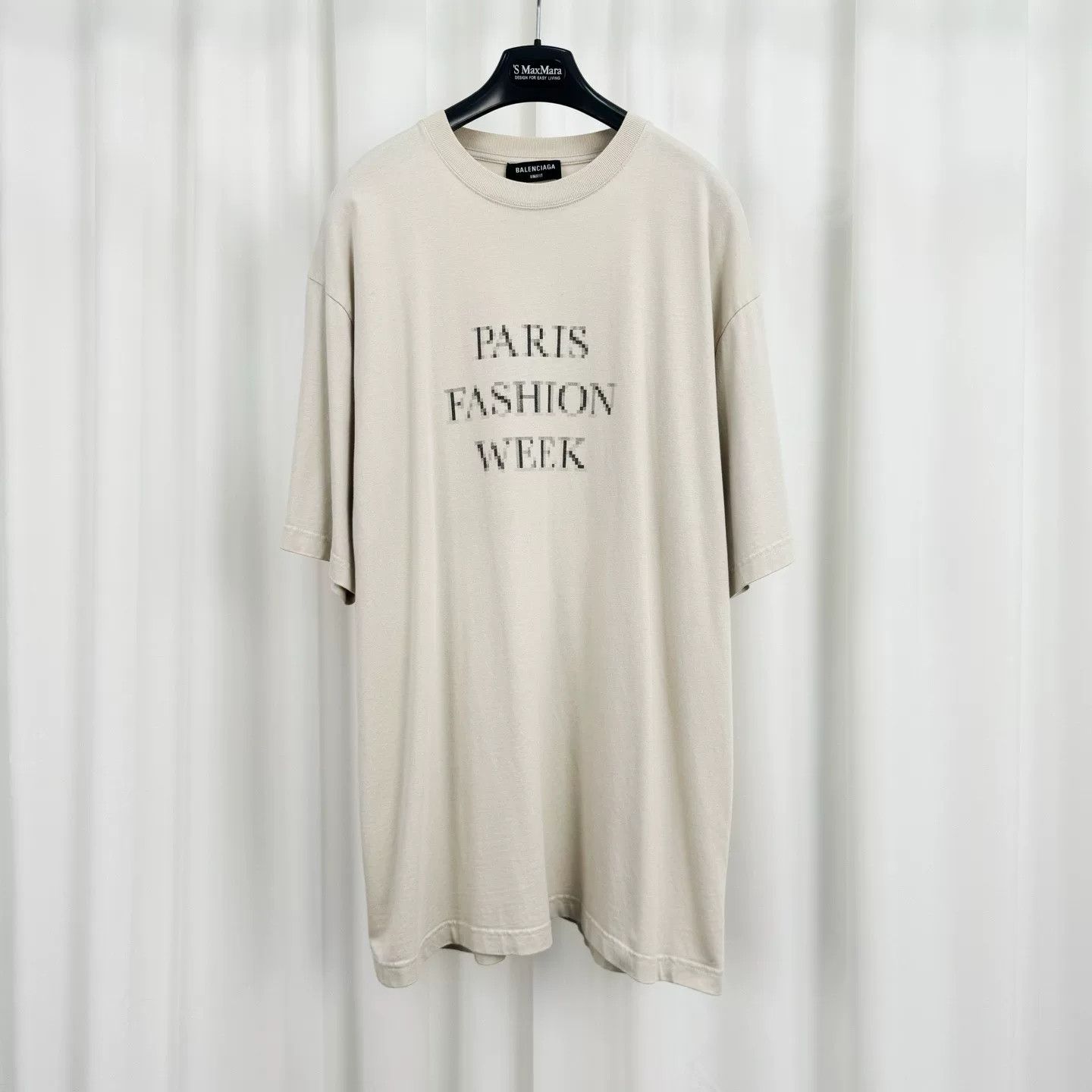 Balenciaga Balenciaga Paris Fashion Week T-Shirt XXS Size US XXS / EU 40 - 2 Thumbnail