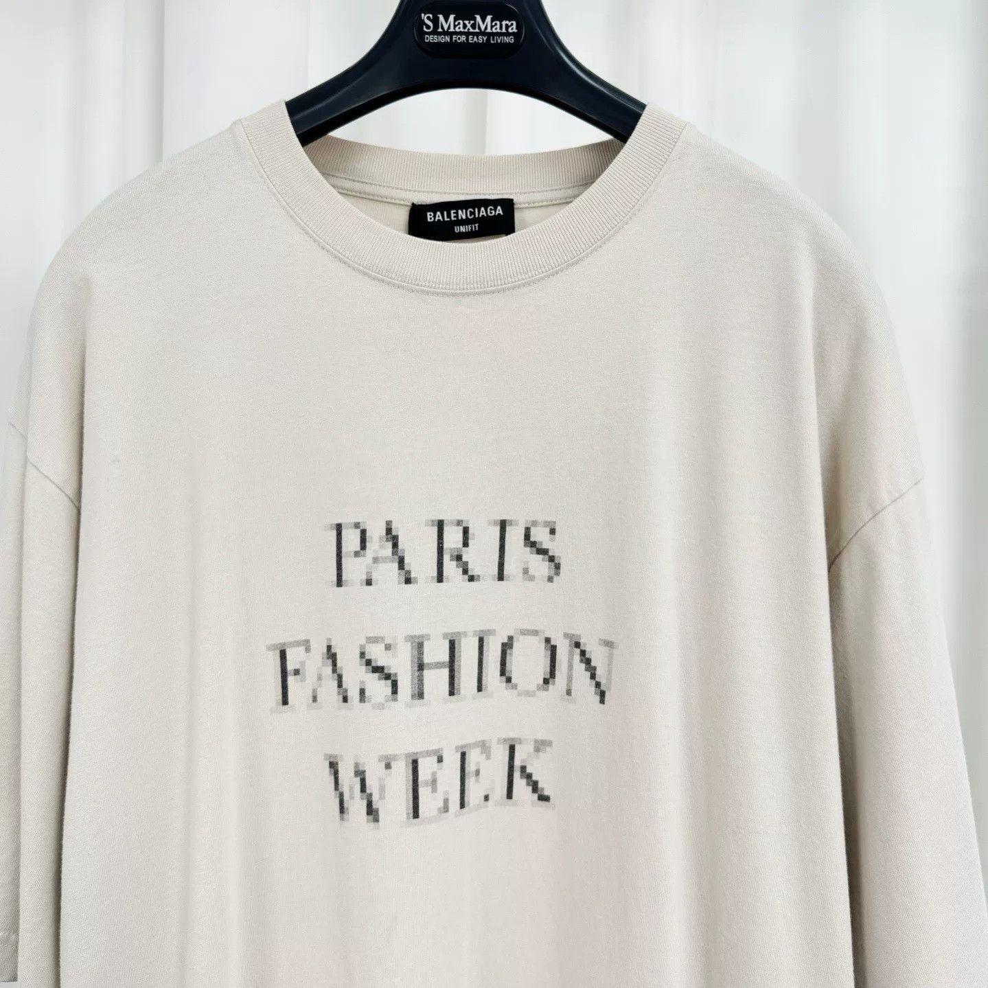Balenciaga Balenciaga Paris Fashion Week T-Shirt XXS Size US XXS / EU 40 - 4 Thumbnail