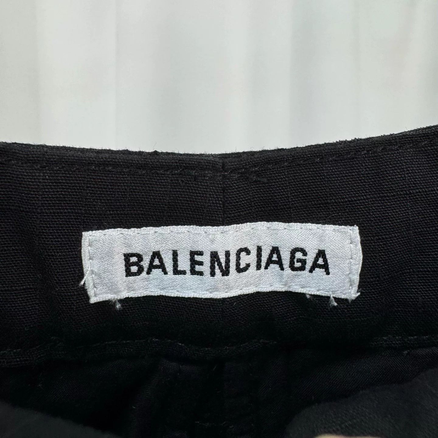 Balenciaga Balenciaga Embroidered Cargo Mini Skirt Size 34 Size 25" / US 0 / IT 36 - 6 Thumbnail
