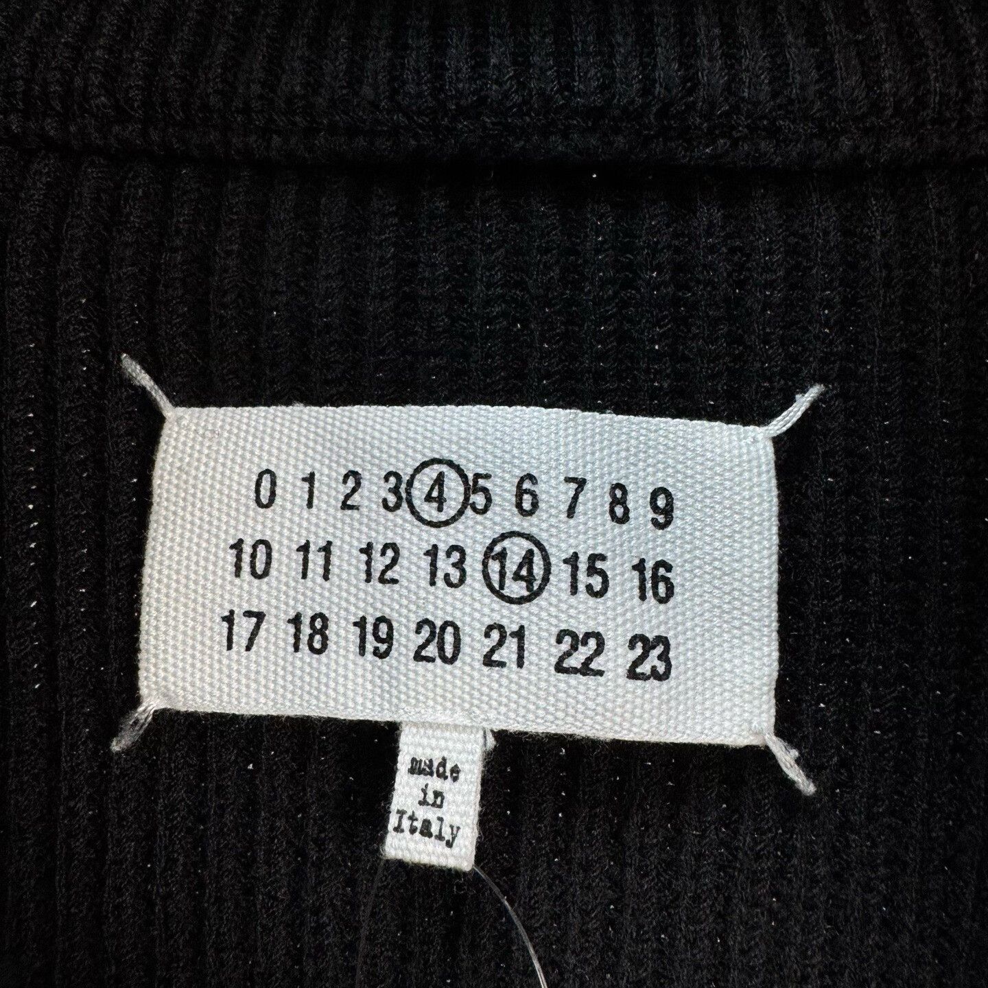 Maison Margiela Maison Margiela Ribbed Full Zip Sweater Size S Size US S / EU 44-46 / 1 - 6 Thumbnail
