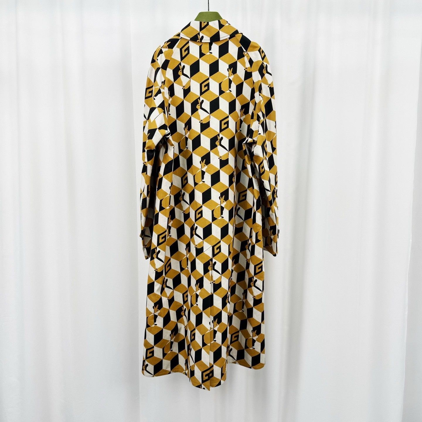 Gucci Gucci Geometric Rabbit Print Coat Size S Size US S / EU 44-46 / 1 - 3 Thumbnail