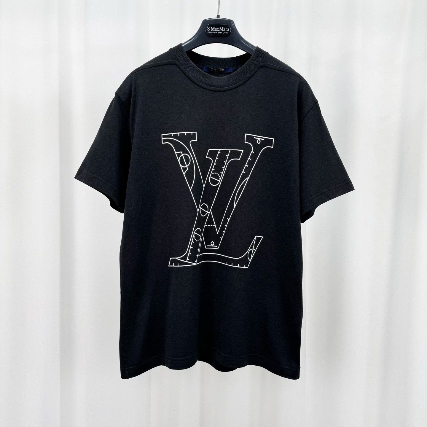 Louis Vuitton Louis Vuitton x NBA Logo Graphic T-Shirt Size S Size US S / EU 44-46 / 1 - 2 Thumbnail