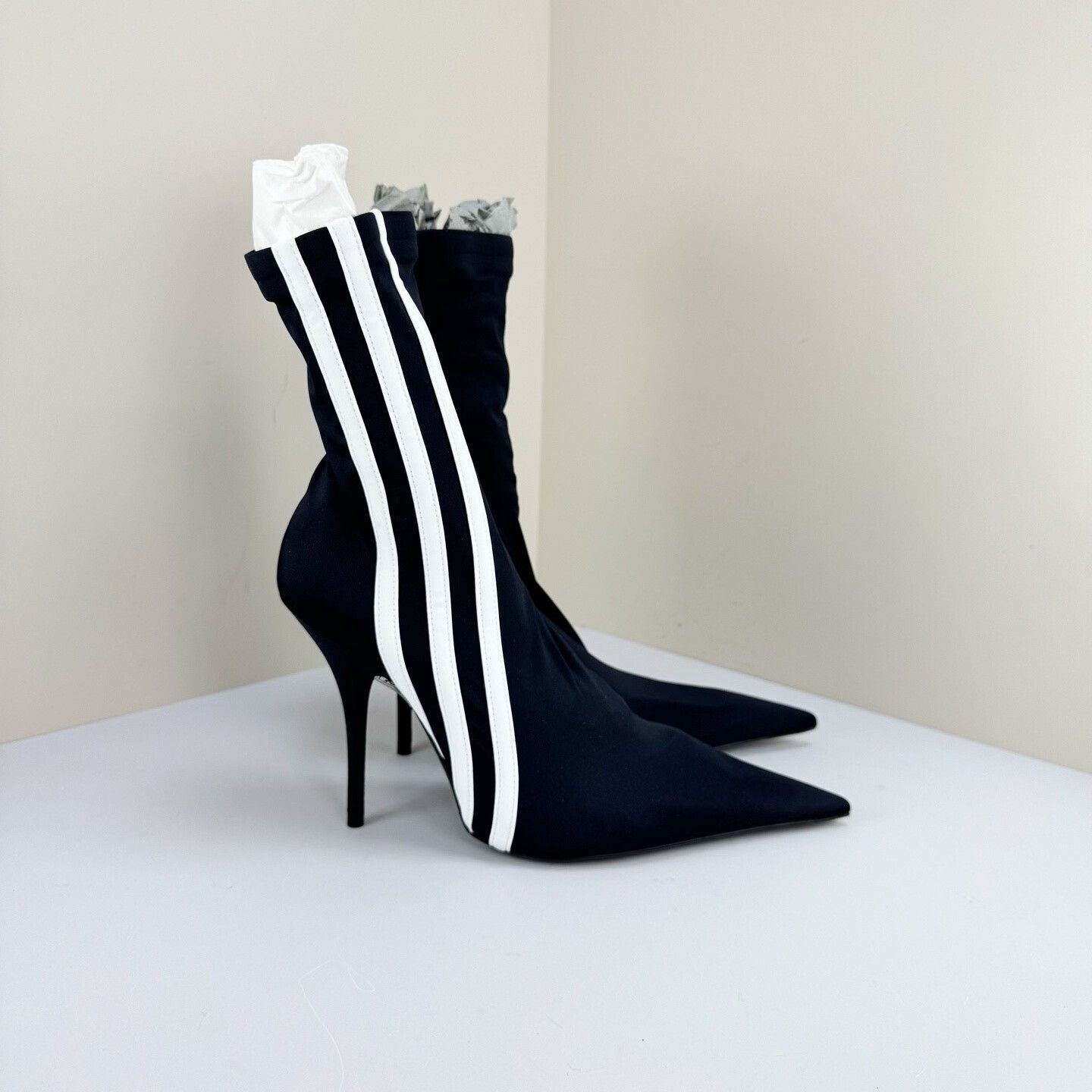 Balenciaga Balenciaga x Adidas Knife Bootie Size 37 Size US 7 / IT 37 - 5 Thumbnail