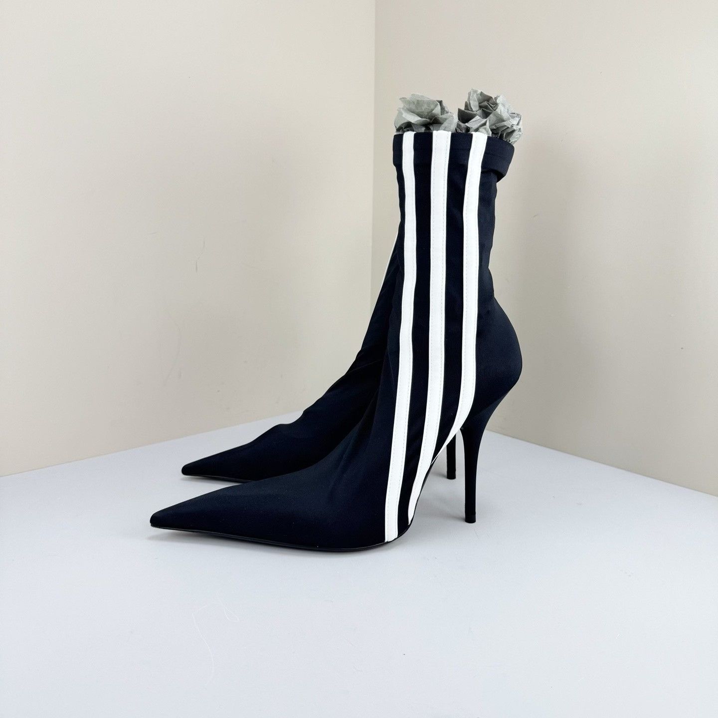 Balenciaga Balenciaga x Adidas Knife Bootie Size 37 Size US 7 / IT 37 - 2 Thumbnail
