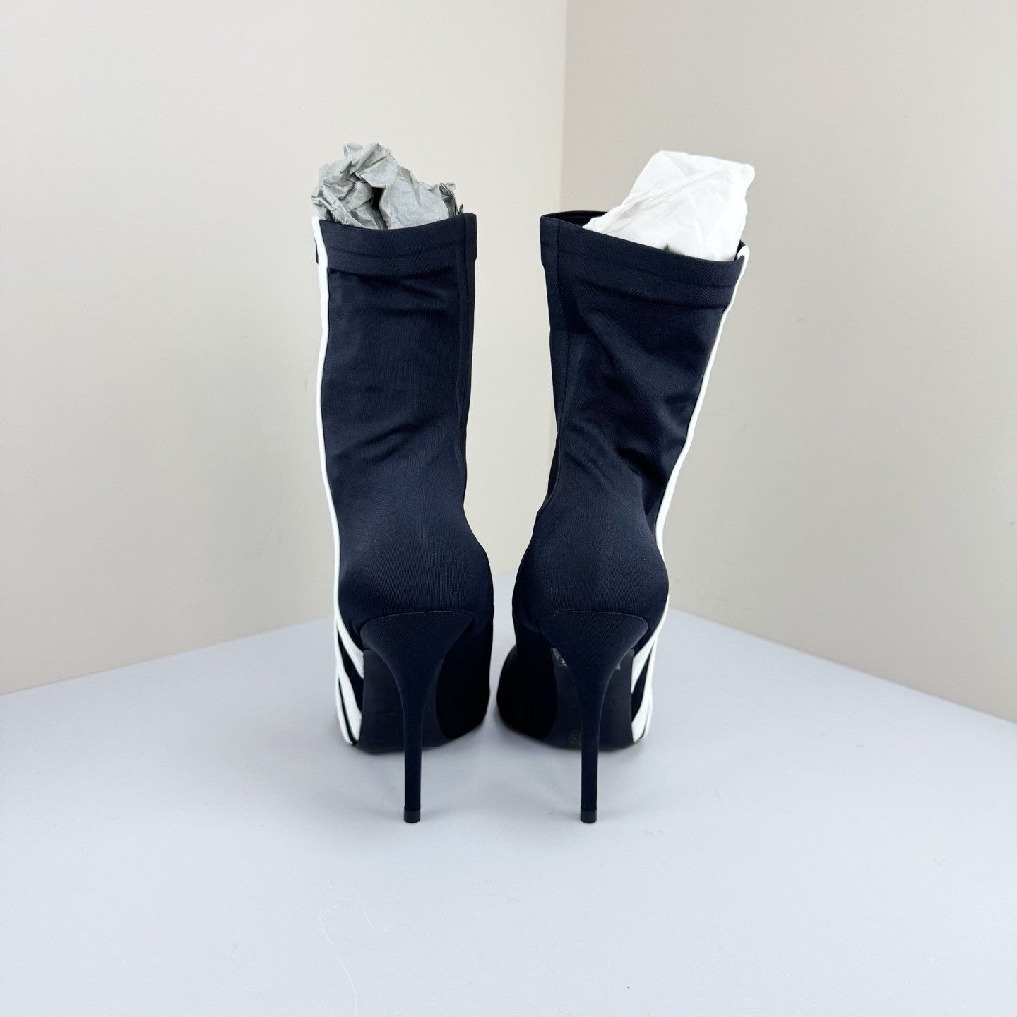 Balenciaga Balenciaga x Adidas Knife Bootie Size 37 Size US 7 / IT 37 - 4 Thumbnail