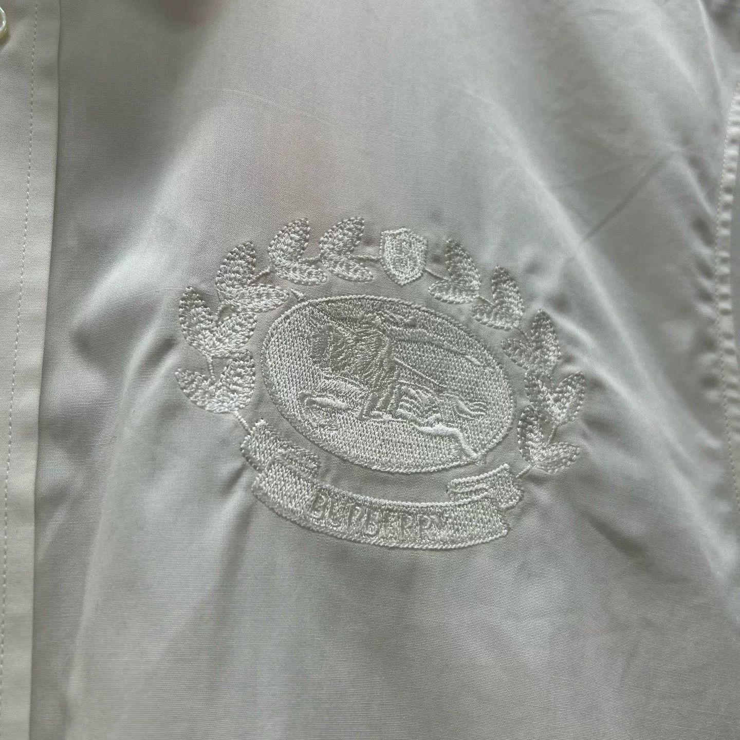 Burberry Burberry Embroidered Logo Short Sleeve Shirt Size S Size US S / EU 44-46 / 1 - 3 Thumbnail