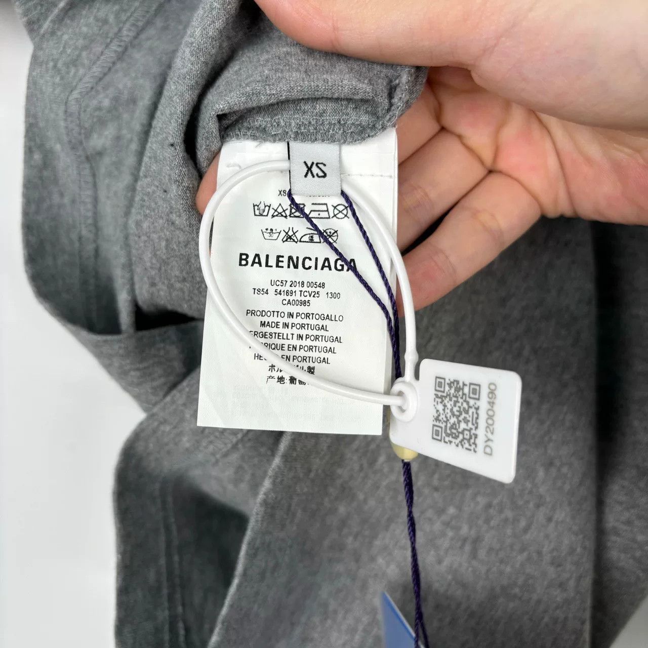 Balenciaga Balenciaga Embroidered Logo T-Shirt Gray Size XS Size US XS / EU 42 / 0 - 5 Thumbnail