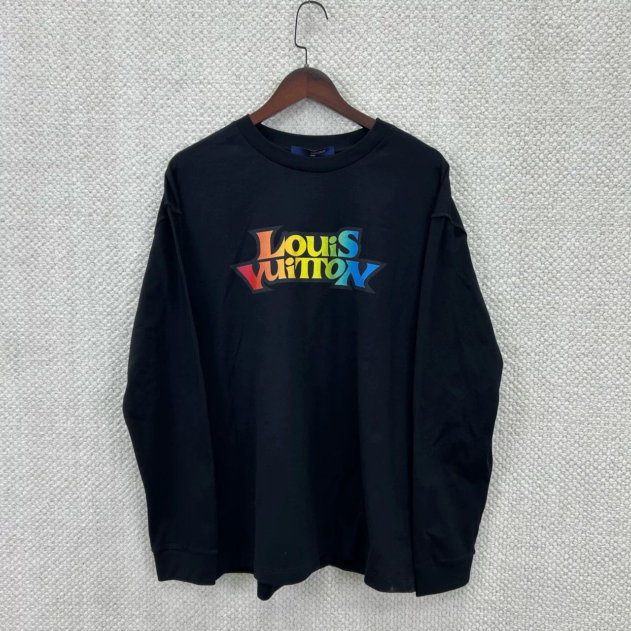 Louis Vuitton Louis Vuitton Rainbow Logo Long Sleeve T-Shirt L Size US L / EU 52-54 / 3 - 2 Thumbnail