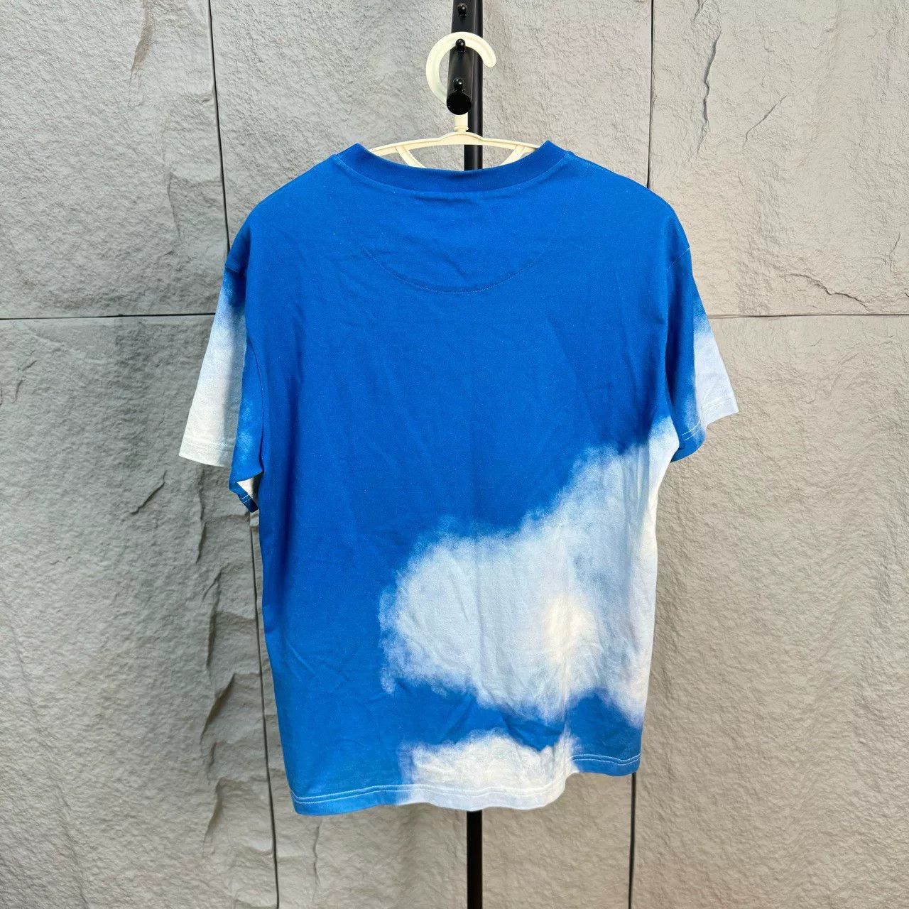 Louis Vuitton Louis Vuitton Clouds Print T-Shirt Size S Size US S / EU 44-46 / 1 - 6 Thumbnail