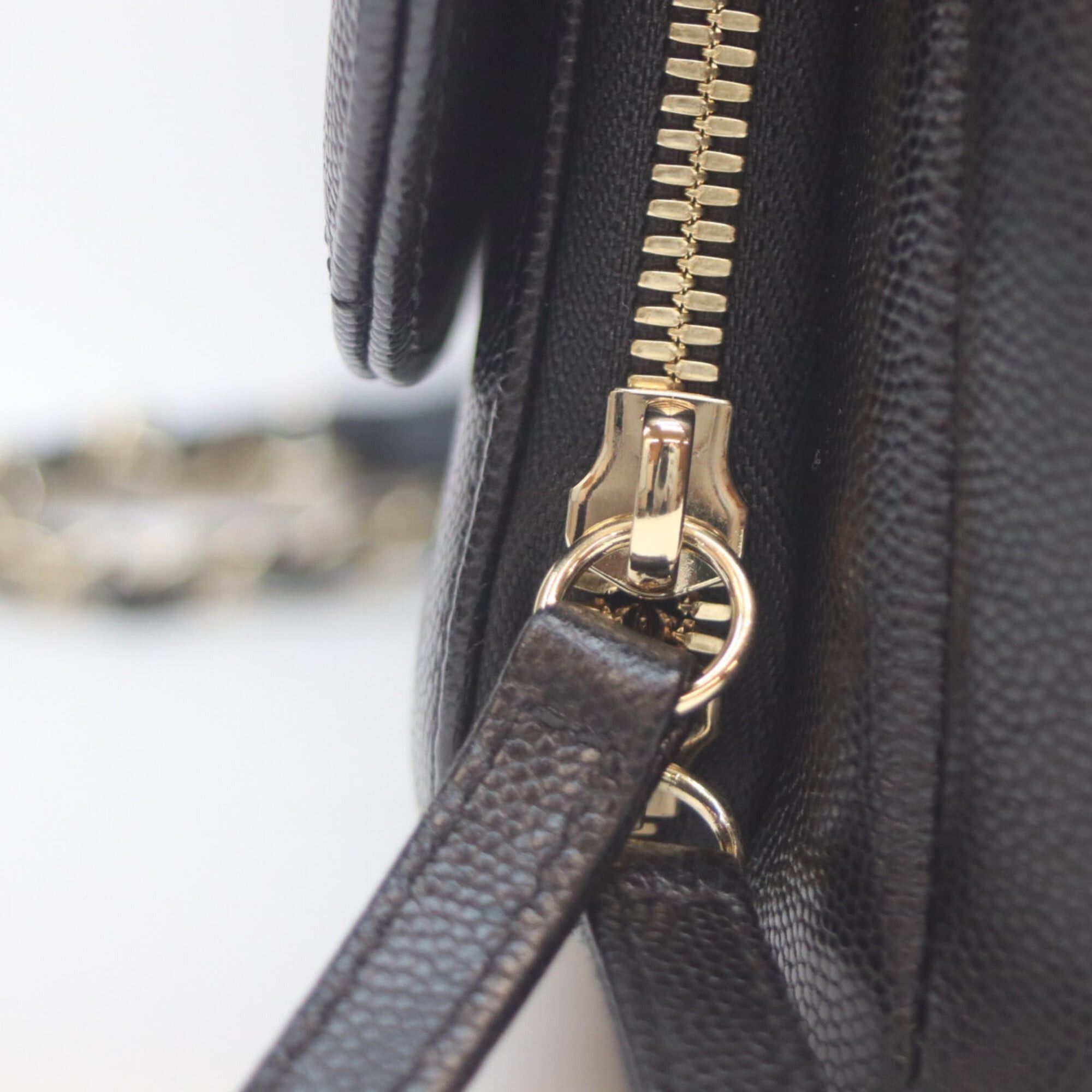 Chanel CHANEL A93607 Caviar Business Affinity 2-Way Bag Shoulder Black Gold Hardware Women's Size ONE SIZE - 7 Thumbnail
